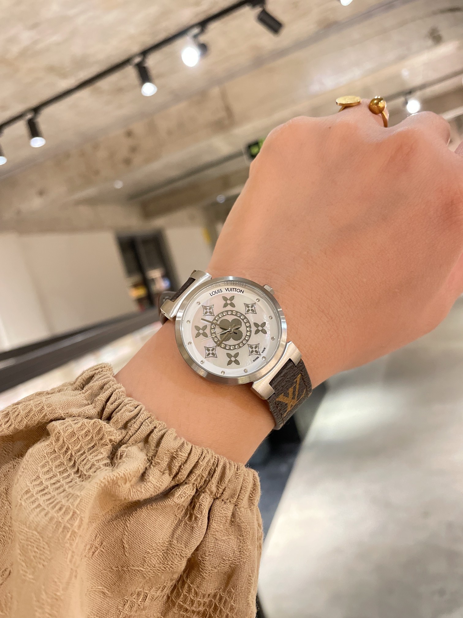 LV一比一女士腕錶 Monogram印花錶帶 經典時尚手錶| 9 LV一比一女士腕錶 Monogram印花錶帶 經典時尚手錶