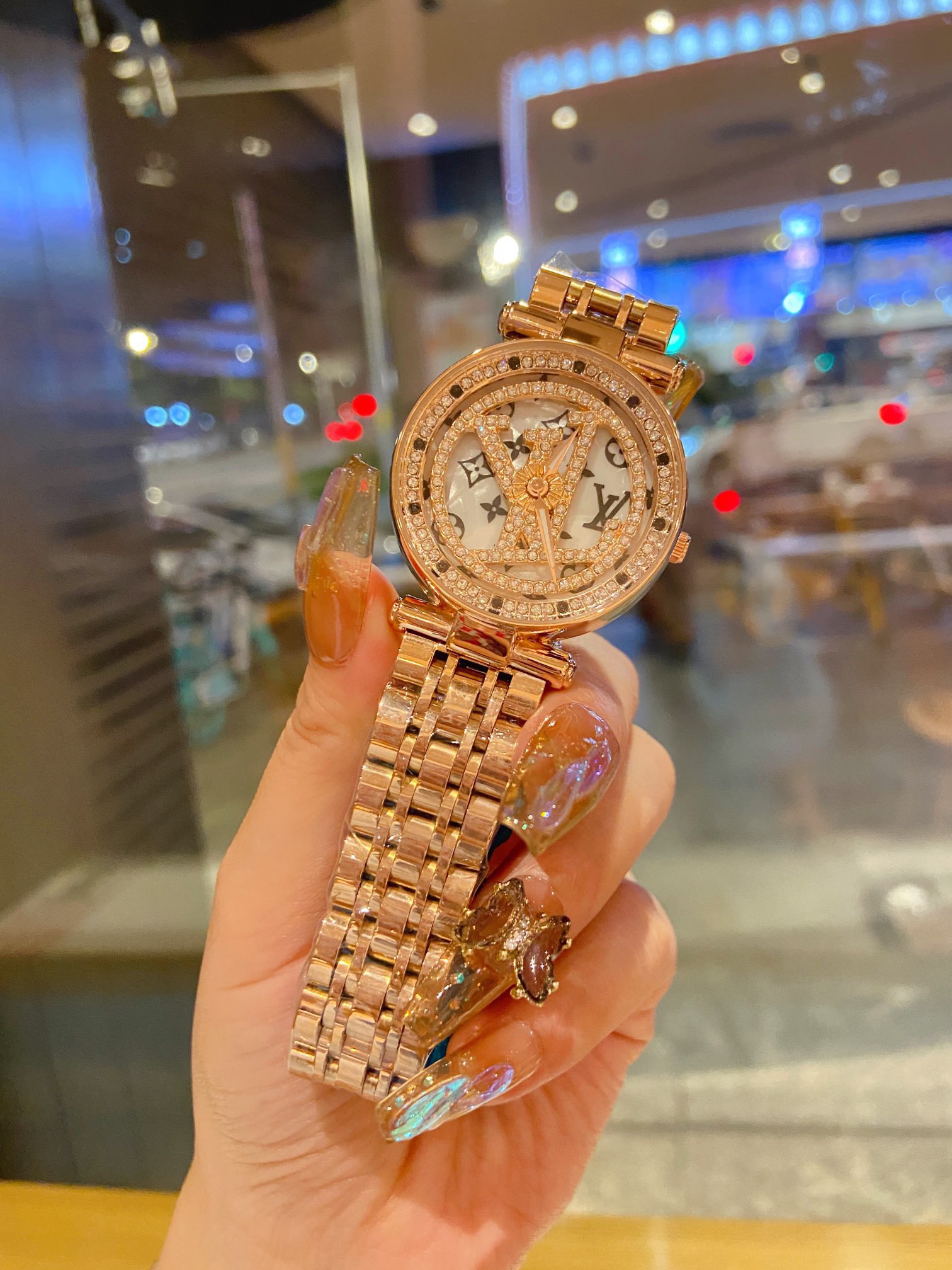 LV一比一女士腕錶 鏤空鑽石盤面 雙金屬鏈條奢華款| 13 LV一比一女士腕錶 鏤空鑽石盤面 雙金屬鏈條奢華款