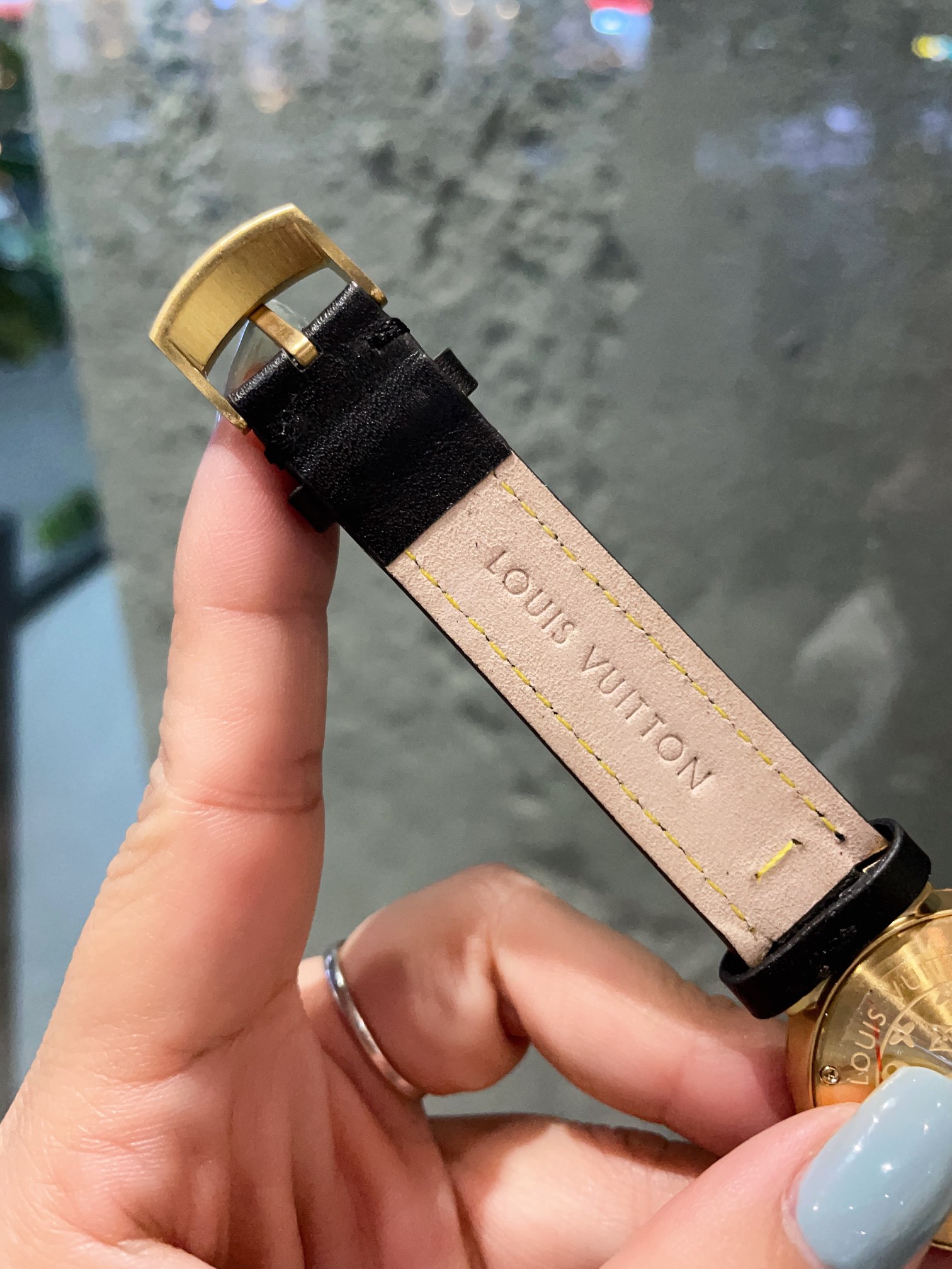 LV 高仿 女款 滿鑽花卉錶盤皮帶手錶 輕奢氣質百搭款| 11 LV 高仿 女款 滿鑽花卉錶盤皮帶手錶 輕奢氣質百搭款