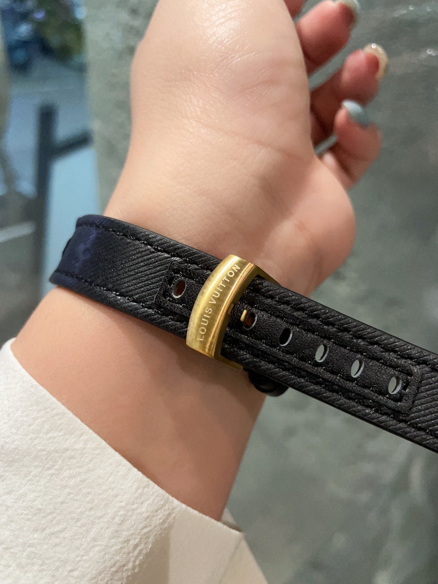 LV 高仿 女款 滿鑽花卉錶盤皮帶手錶 輕奢氣質百搭款| 7 LV 高仿 女款 滿鑽花卉錶盤皮帶手錶 輕奢氣質百搭款