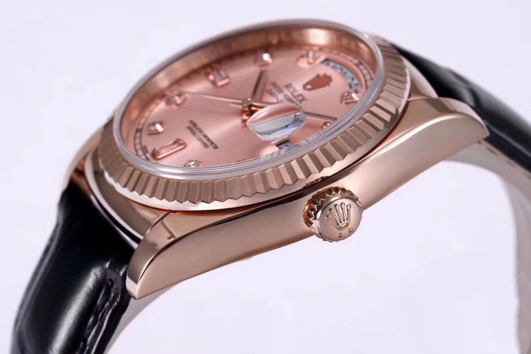 高仿 Rolex 總統表玫瑰金粉盤鑽刻度星期日历女款高仿腕錶| 9 高仿 Rolex 總統表玫瑰金粉盤鑽刻度星期日历女款高仿腕錶