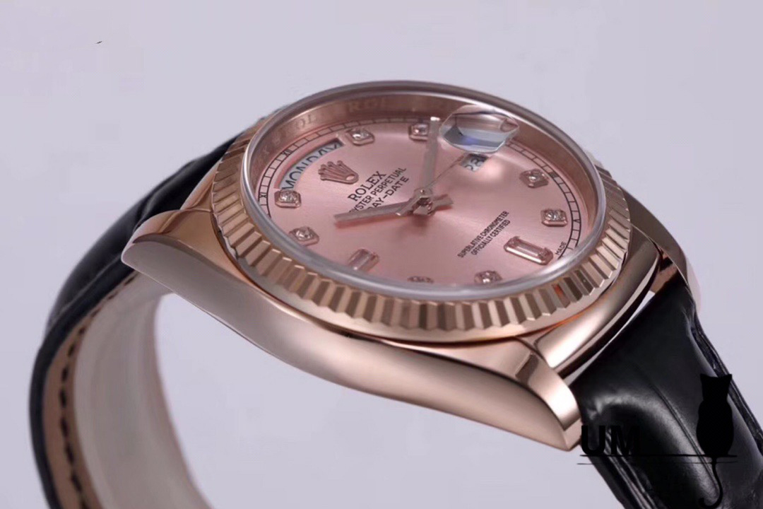 高仿 Rolex 總統表玫瑰金粉盤鑽刻度星期日历女款高仿腕錶| 10 高仿 Rolex 總統表玫瑰金粉盤鑽刻度星期日历女款高仿腕錶