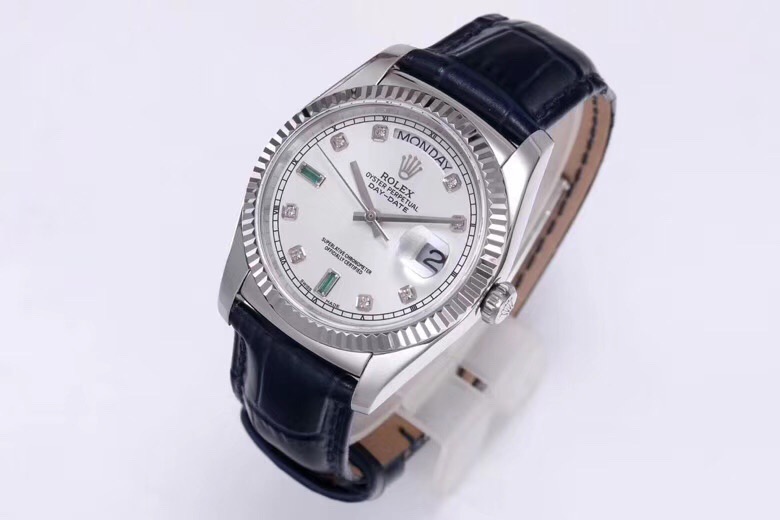 高仿 Rolex 總統表白盤鑽刻度鋼殼皮帶星期日历高仿腕錶