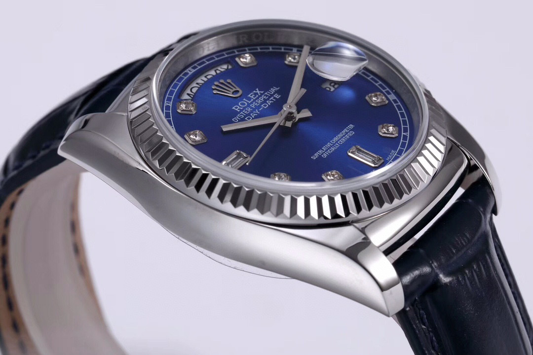 一比一 Rolex 總統表藍盤鑽刻度鋼殼皮帶星期日历高仿腕錶| 9 一比一 Rolex 總統表藍盤鑽刻度鋼殼皮帶星期日历高仿腕錶