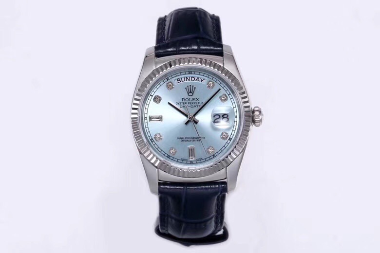 高仿 Rolex 總統表淺藍盤鋼殼皮帶星期日历高仿男士腕錶