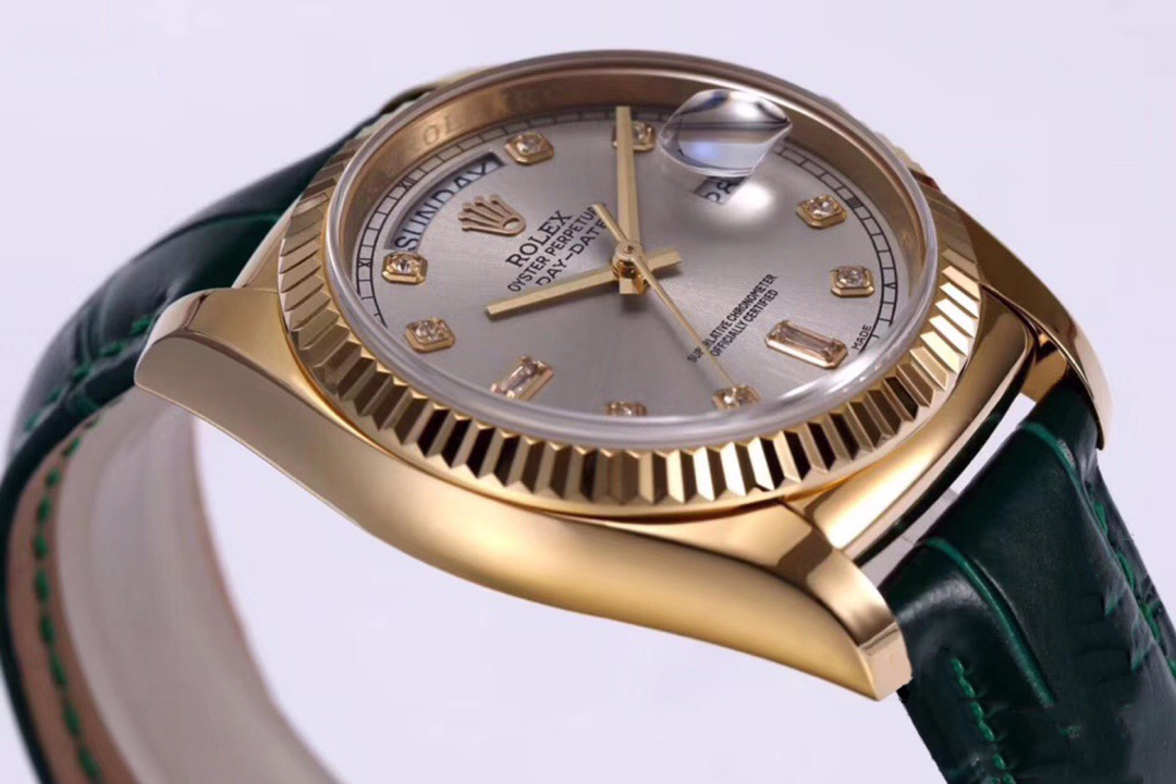 高仿 Rolex 總統表香檳盤金殼綠色皮帶星期日历高仿腕錶| 10 高仿 Rolex 總統表香檳盤金殼綠色皮帶星期日历高仿腕錶