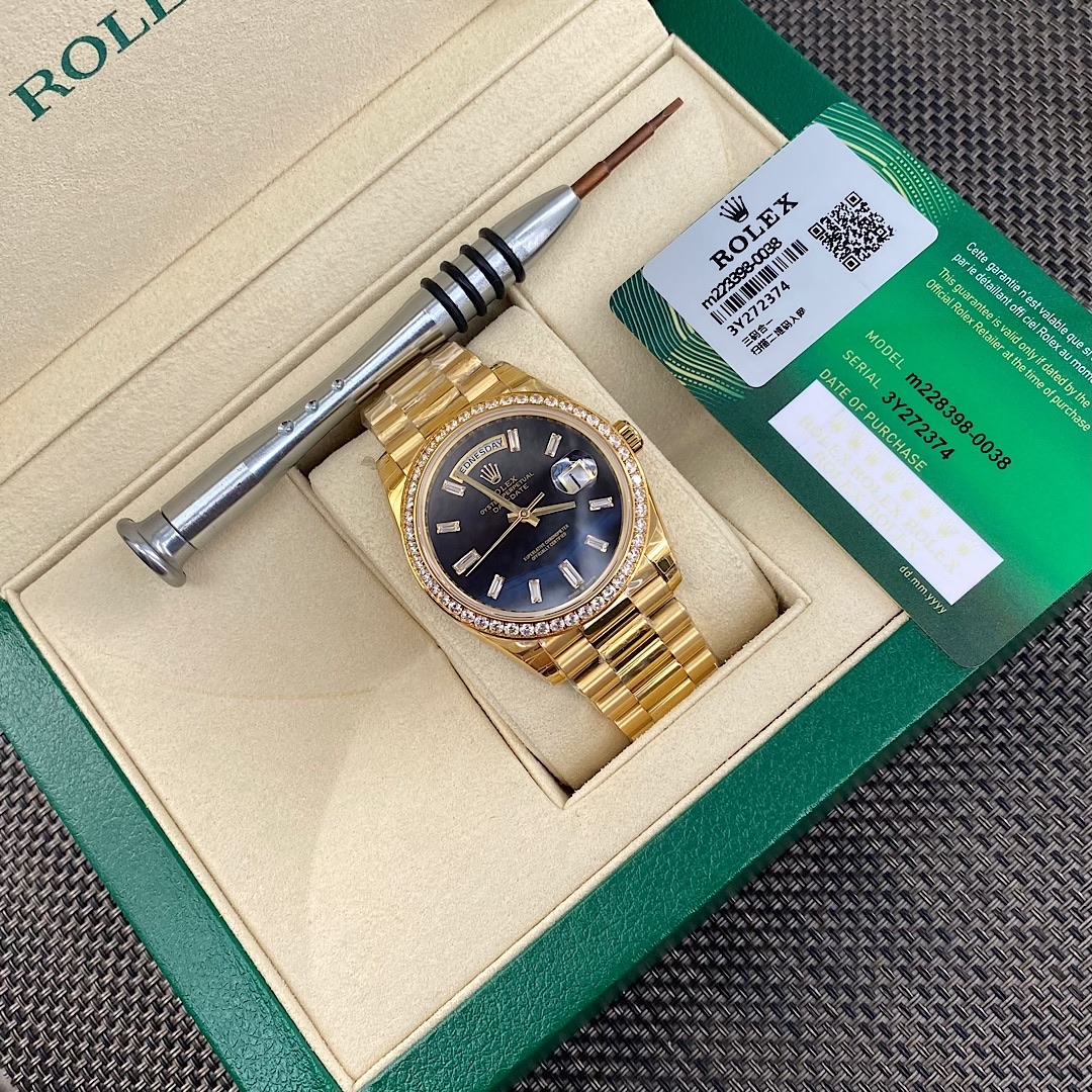 A貨 Rolex 總統表鑽圈黑盤金帶星期日历高仿奢華款腕錶| 14 A貨 Rolex 總統表鑽圈黑盤金帶星期日历高仿奢華款腕錶