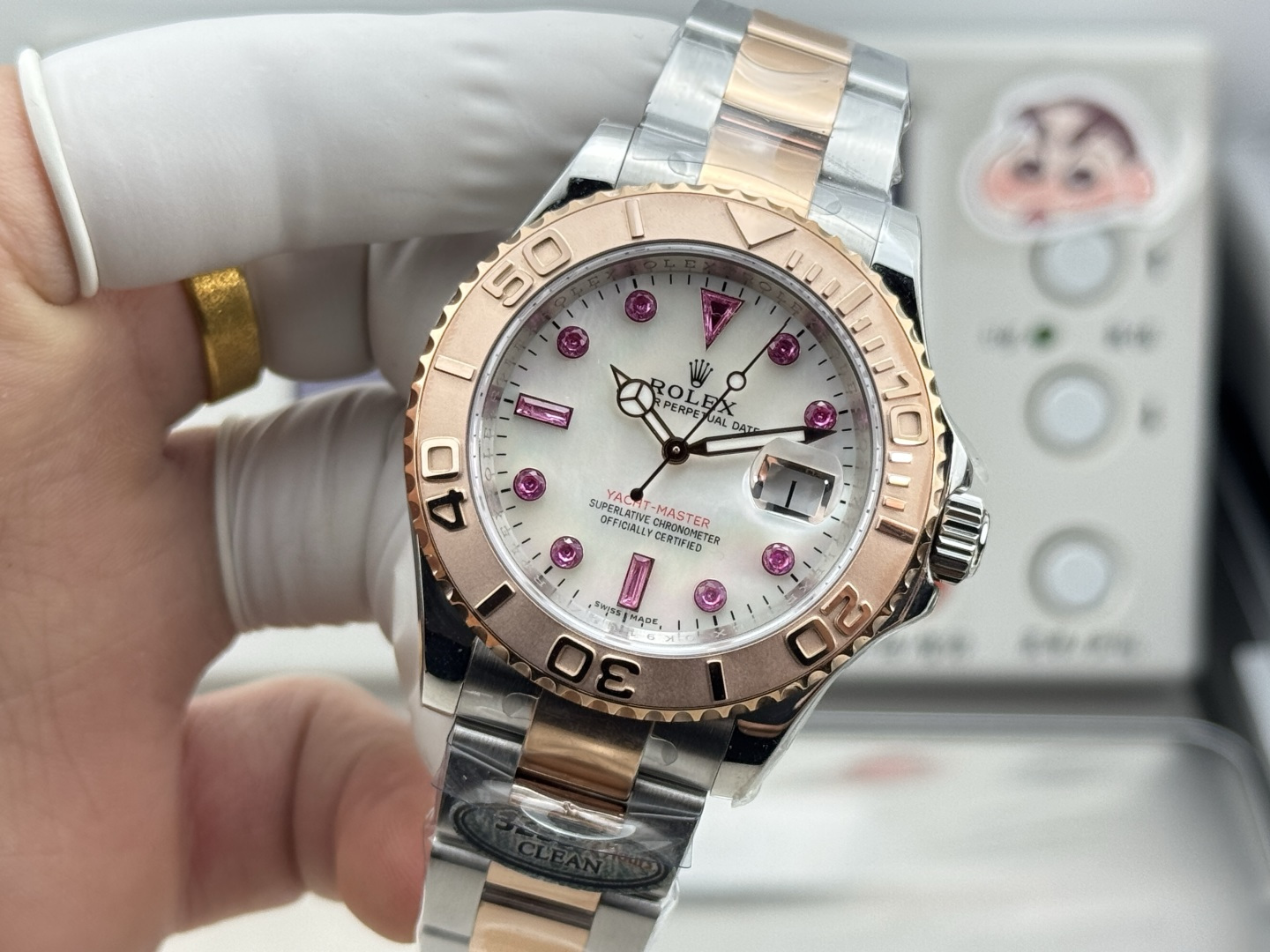Rolex高仿 Yacht-Master 玫瑰金珍珠母贝粉钻女款机械腕表| 13 Rolex高仿 Yacht-Master 玫瑰金珍珠母贝粉钻女款机械腕表