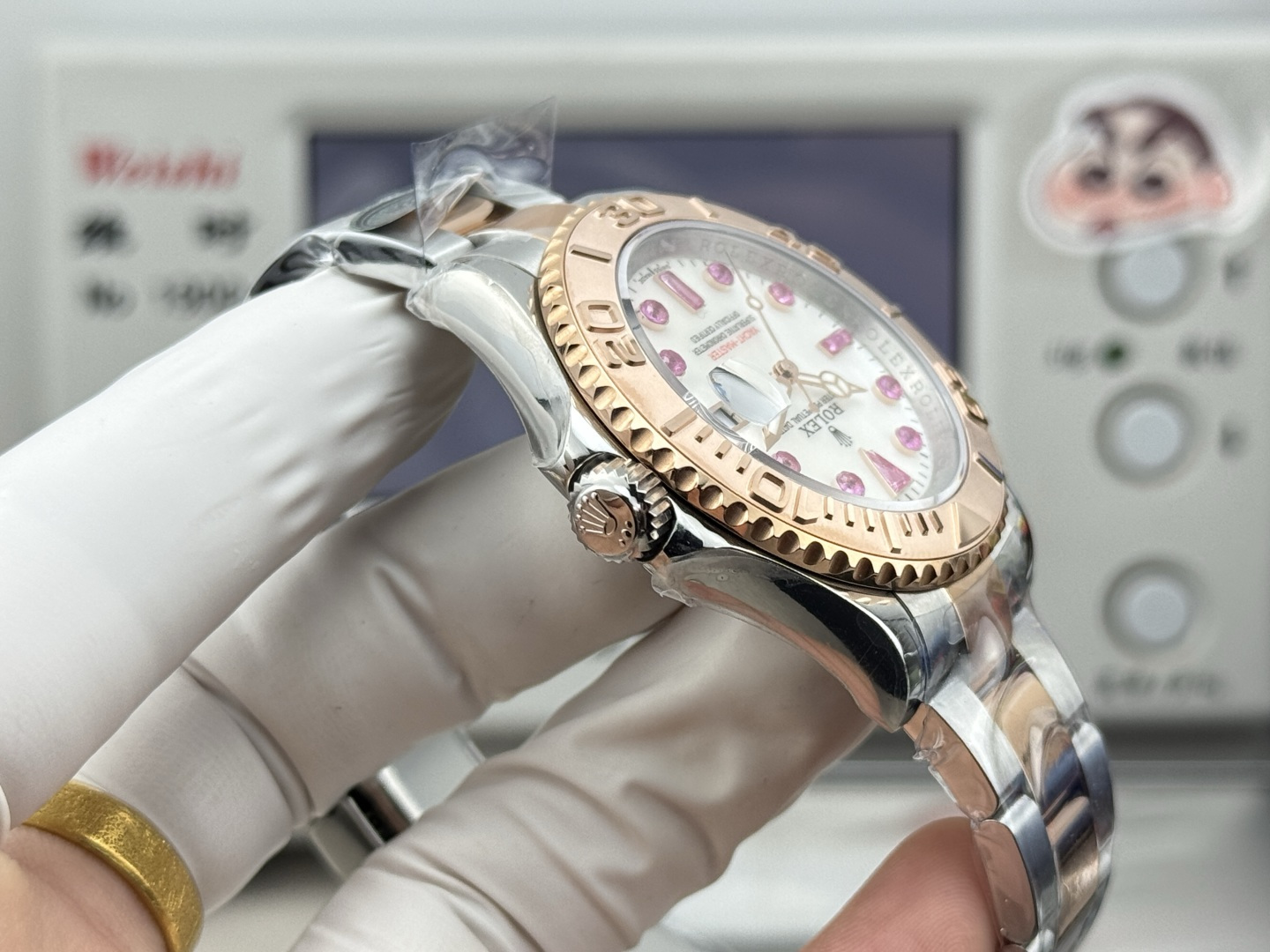 Rolex高仿 Yacht-Master 玫瑰金珍珠母贝粉钻女款机械腕表| 12 Rolex高仿 Yacht-Master 玫瑰金珍珠母贝粉钻女款机械腕表