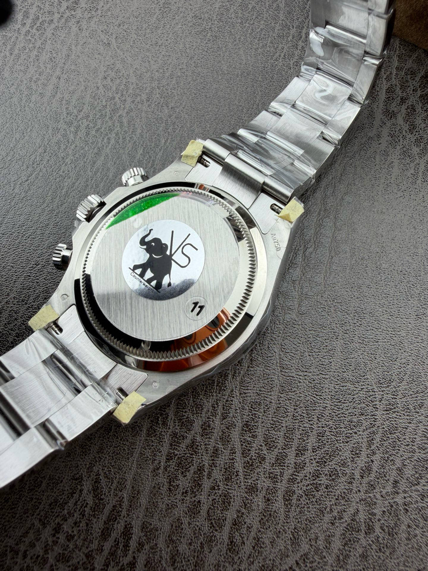 ROLEX 高仿 男款 Daytona 計時腕錶 黑灰熊貓盤 經典運動風| 9 ROLEX 高仿 男款 Daytona 計時腕錶 黑灰熊貓盤 經典運動風