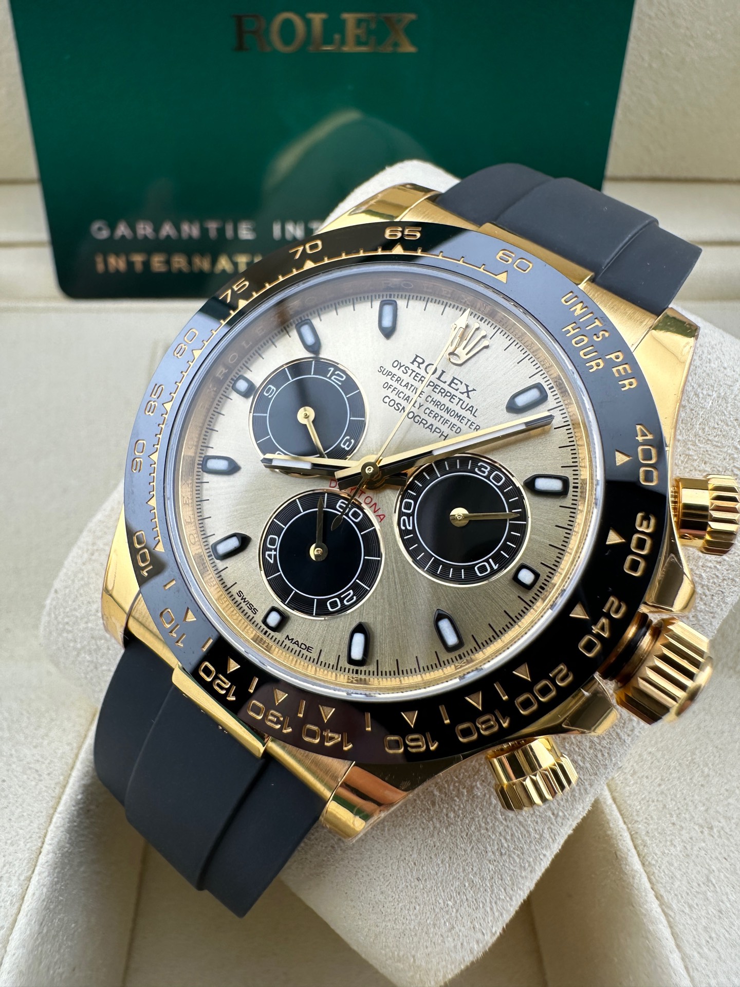 ROLEX 原單 男款 Daytona 金殼黑面計時腕錶 經典三眼設計| 13 ROLEX 原單 男款 Daytona 金殼黑面計時腕錶 經典三眼設計