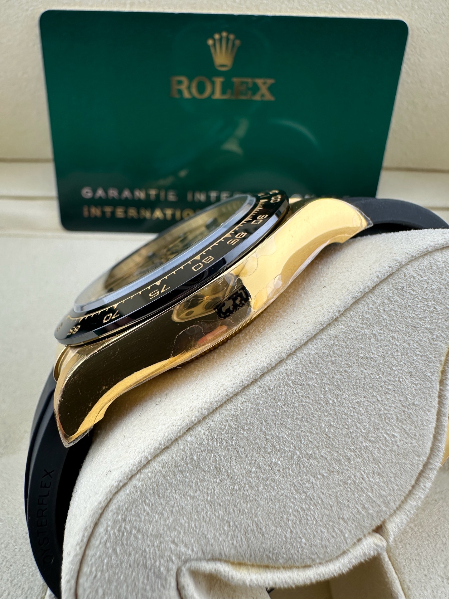 ROLEX 原單 男款 Daytona 金殼黑面計時腕錶 經典三眼設計| 10 ROLEX 原單 男款 Daytona 金殼黑面計時腕錶 經典三眼設計