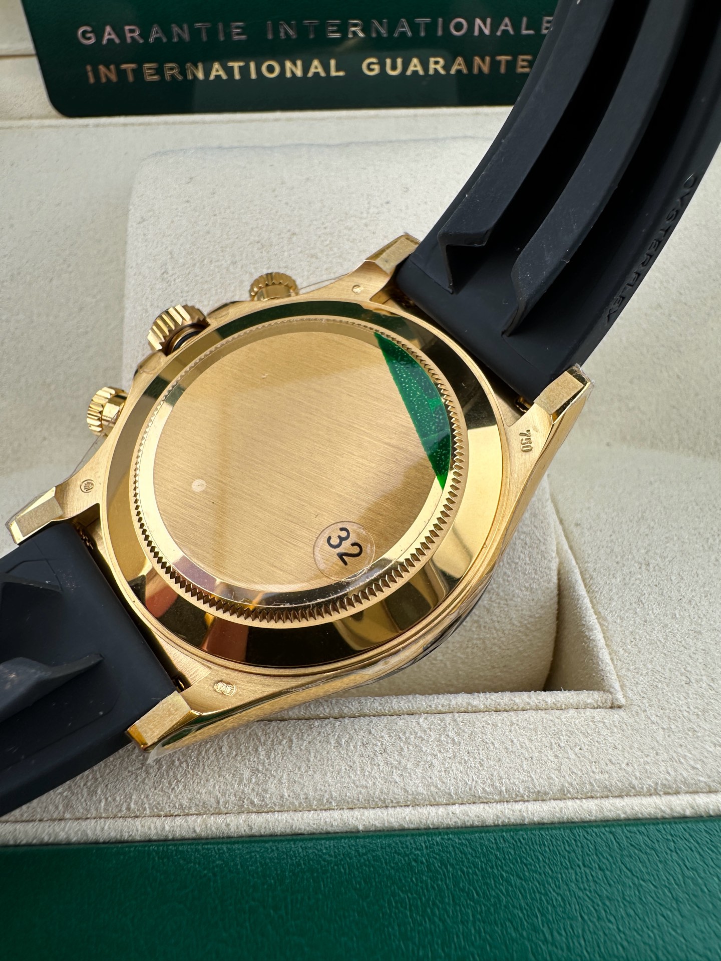ROLEX 原單 男款 Daytona 金殼黑面計時腕錶 經典三眼設計| 9 ROLEX 原單 男款 Daytona 金殼黑面計時腕錶 經典三眼設計