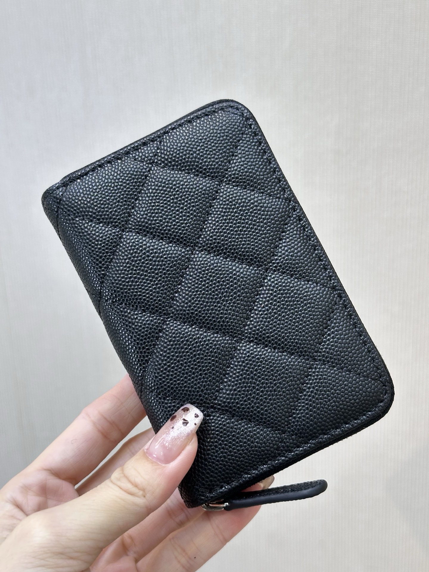 Chanel 高仿 黑色菱格長夾 CC金標拉鍊皮夾| 9 Chanel 高仿 黑色菱格長夾 CC金標拉鍊皮夾