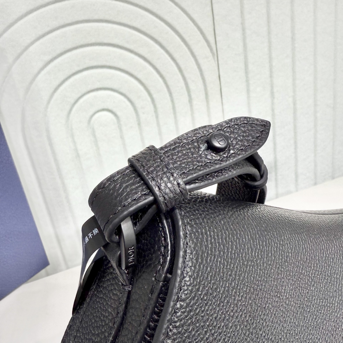 Dior 高仿 Saddle 馬鞍包 全黑荔枝紋牛皮斜背包簡約款| 9 Dior 高仿 Saddle 馬鞍包 全黑荔枝紋牛皮斜背包簡約款