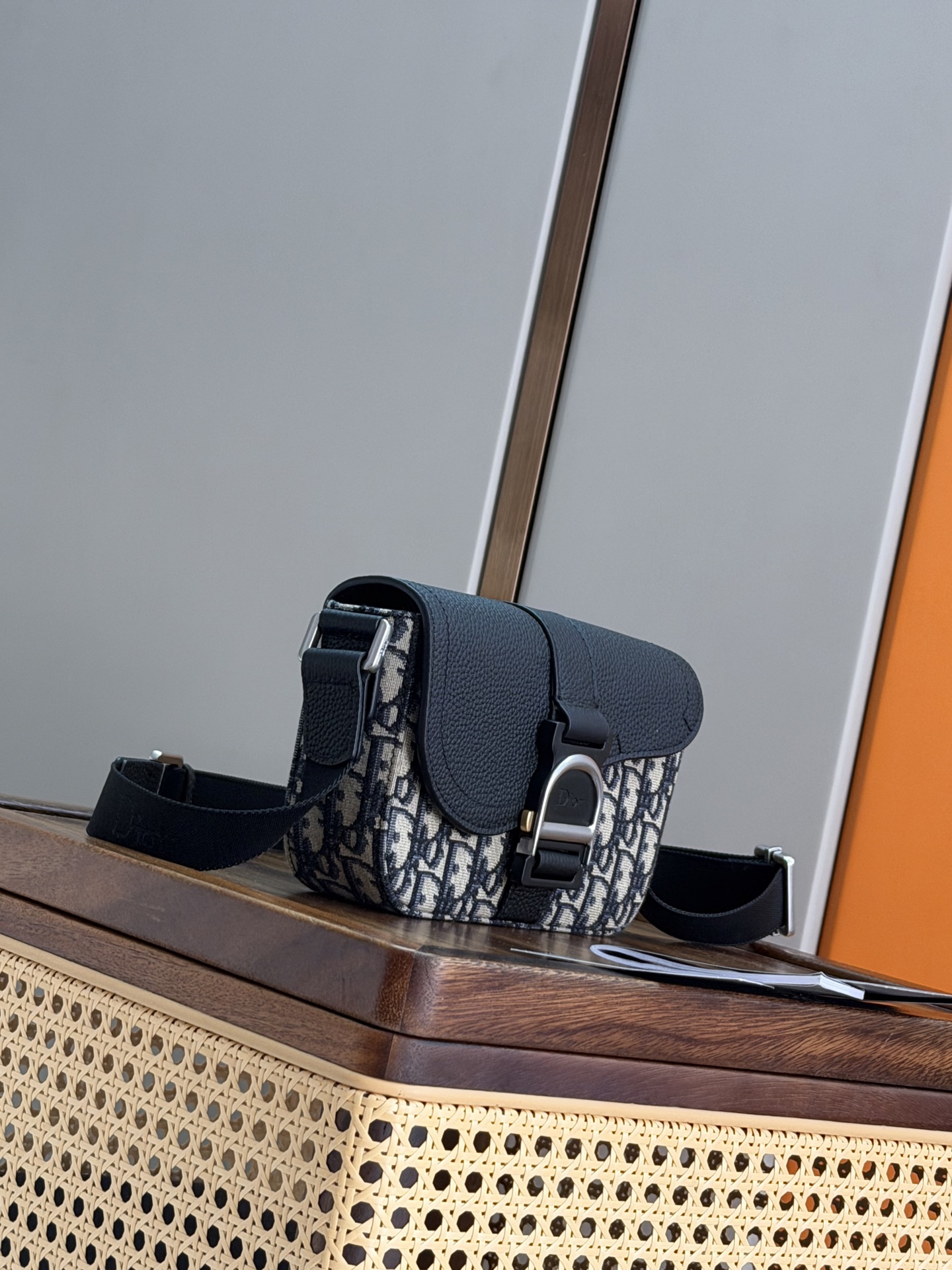 Dior 高仿 Saddle 馬鞍包 黑色拼接Oblique緹花斜背包| 14 Dior 高仿 Saddle 馬鞍包 黑色拼接Oblique緹花斜背包