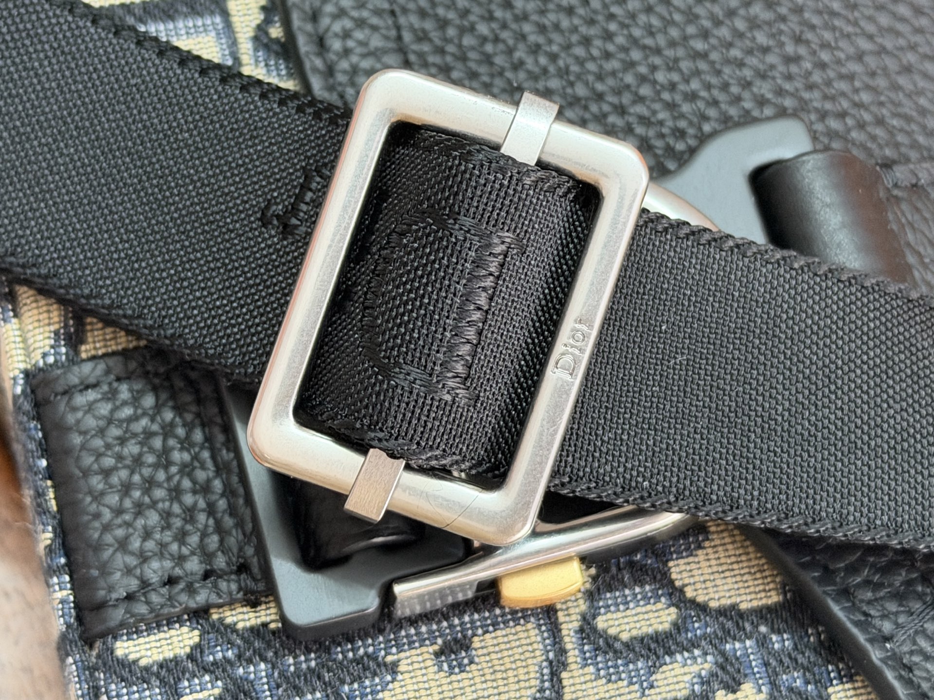 Dior 高仿 Saddle 馬鞍包 黑色拼接Oblique緹花斜背包| 10 Dior 高仿 Saddle 馬鞍包 黑色拼接Oblique緹花斜背包