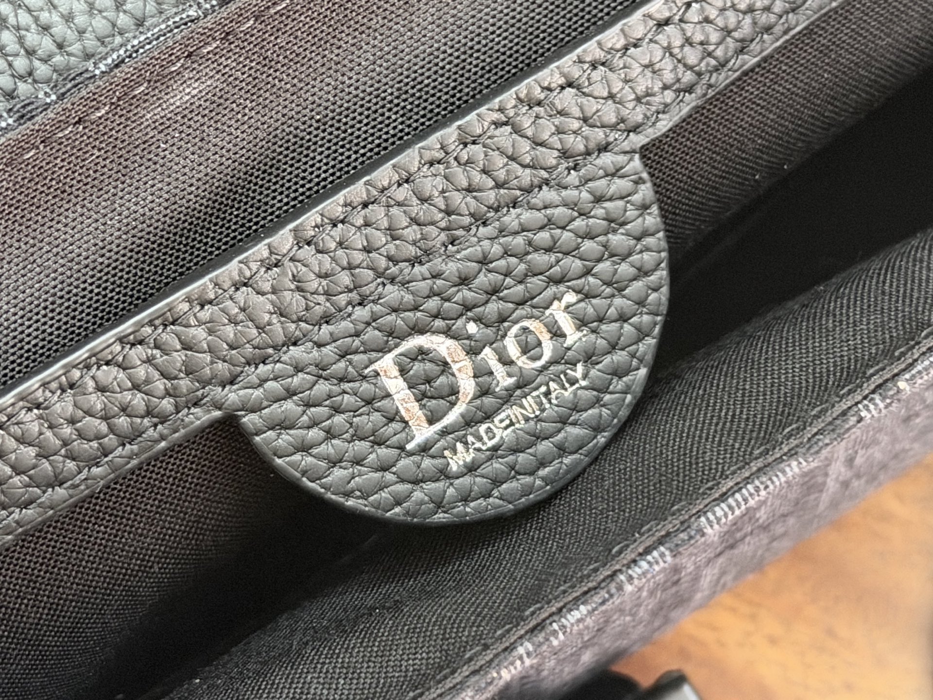 Dior 一比一 Saddle 馬鞍包 經典扣環設計黑色斜背包男款| 7 Dior 一比一 Saddle 馬鞍包 經典扣環設計黑色斜背包男款