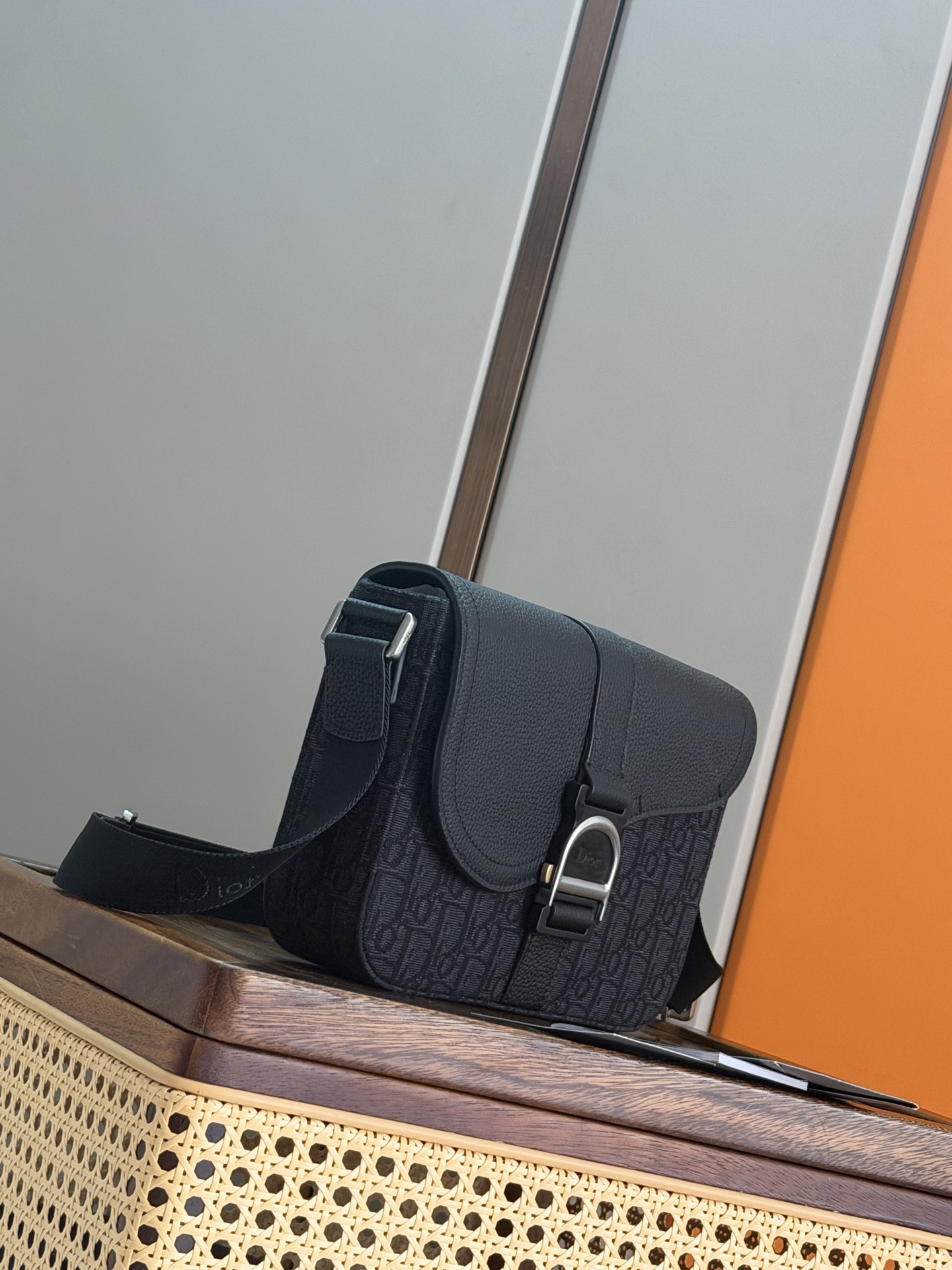 Dior 原單 Saddle 馬鞍包 全黑壓紋皮革迷你斜背包| 14 Dior 原單 Saddle 馬鞍包 全黑壓紋皮革迷你斜背包