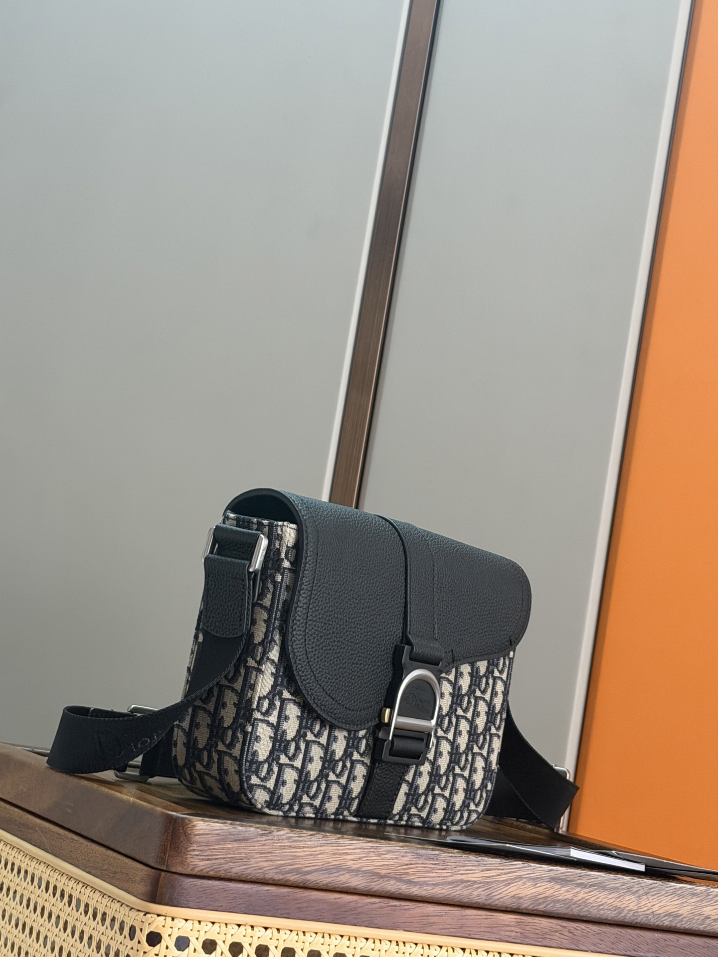 Dior 高仿 Saddle 馬鞍包 深色Oblique帆布簡約斜背包| 14 Dior 高仿 Saddle 馬鞍包 深色Oblique帆布簡約斜背包