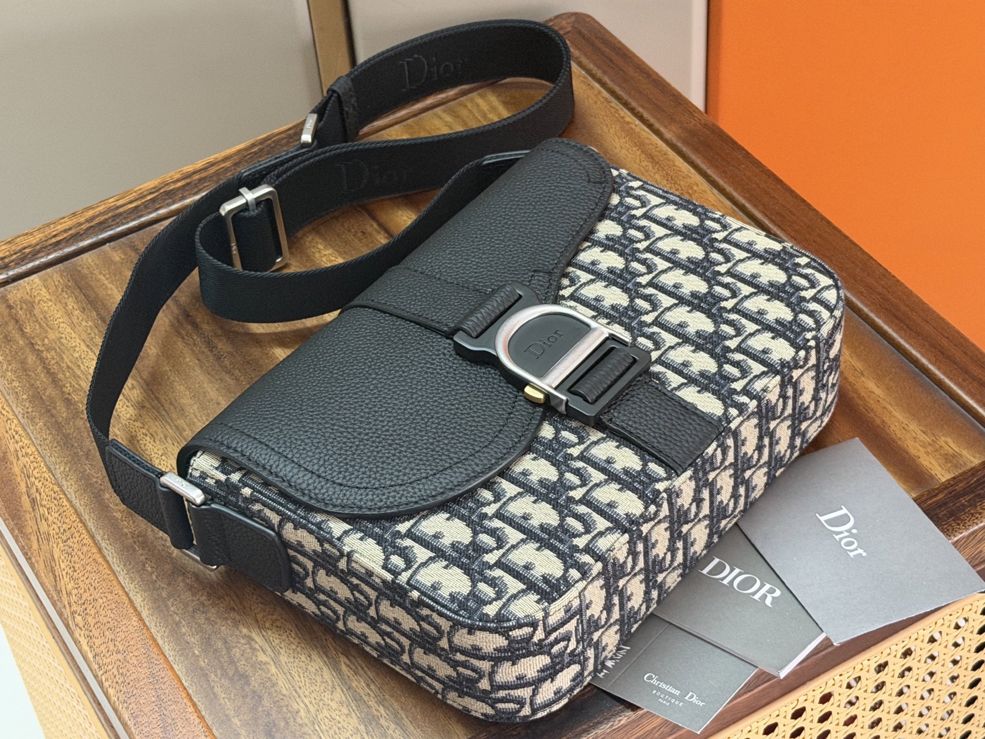 Dior 高仿 Saddle 馬鞍包 深色Oblique帆布簡約斜背包| 12 Dior 高仿 Saddle 馬鞍包 深色Oblique帆布簡約斜背包