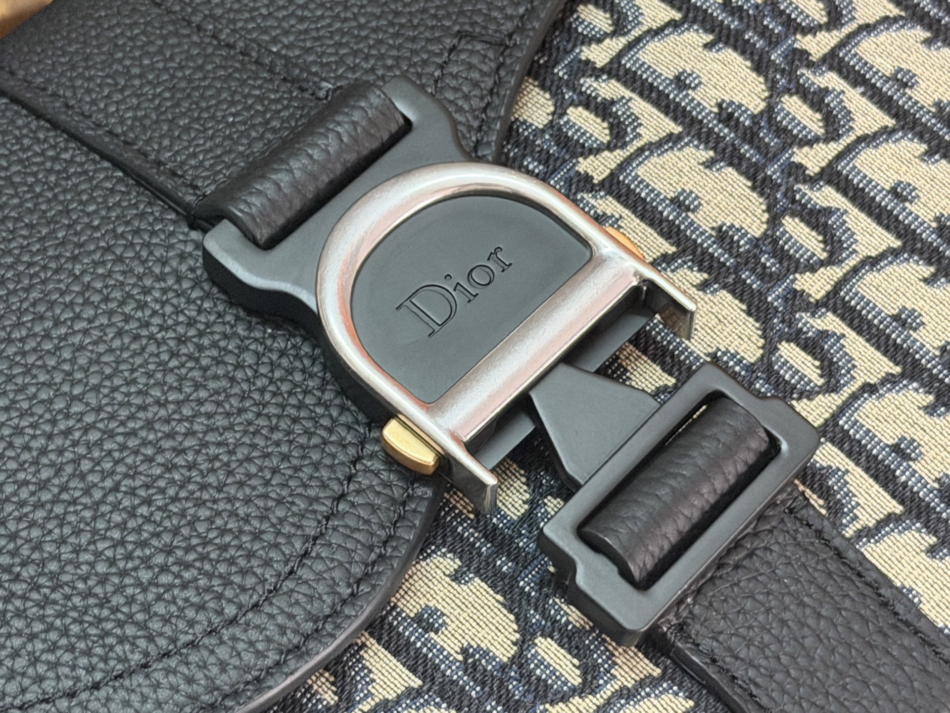 Dior 高仿 Saddle 馬鞍包 深色Oblique帆布簡約斜背包| 11 Dior 高仿 Saddle 馬鞍包 深色Oblique帆布簡約斜背包