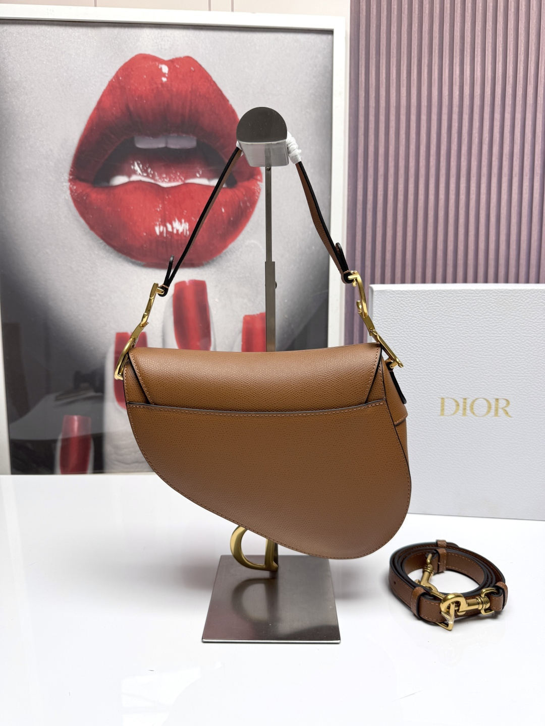 Dior 高仿馬鞍包 經典焦糖棕粒面皮革單肩斜背包氣質款| 13 Dior 高仿馬鞍包 經典焦糖棕粒面皮革單肩斜背包氣質款