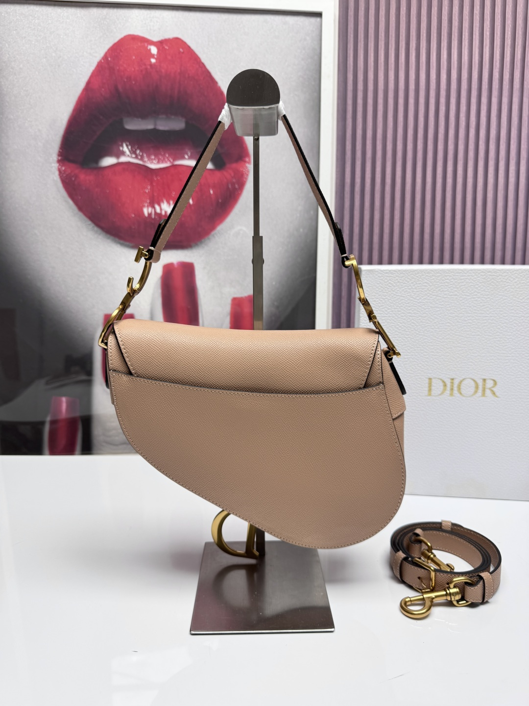 Dior 一比一馬鞍包 杏色經典單肩包優雅百搭斜背款| 14 Dior 一比一馬鞍包 杏色經典單肩包優雅百搭斜背款