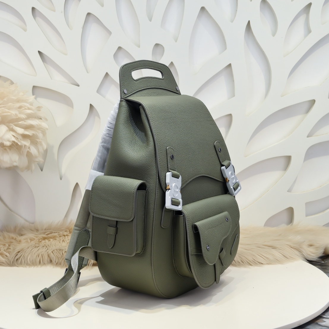 Dior 高仿 Rider軍綠粒面牛皮後背包大容量旅行包| 14 Dior 高仿 Rider軍綠粒面牛皮後背包大容量旅行包