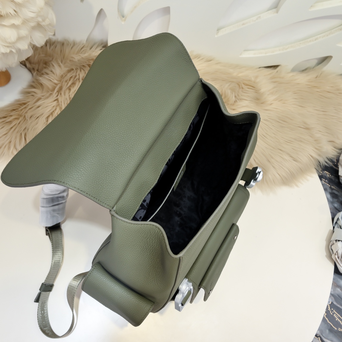 Dior 高仿 Rider軍綠粒面牛皮後背包大容量旅行包| 7 Dior 高仿 Rider軍綠粒面牛皮後背包大容量旅行包