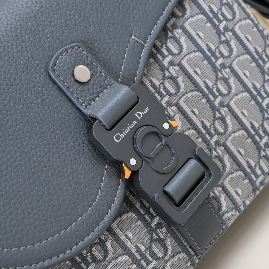 DDior 高仿 Oblique灰藍拼接半月斜背包精品小包| 12 DDior 高仿 Oblique灰藍拼接半月斜背包精品小包