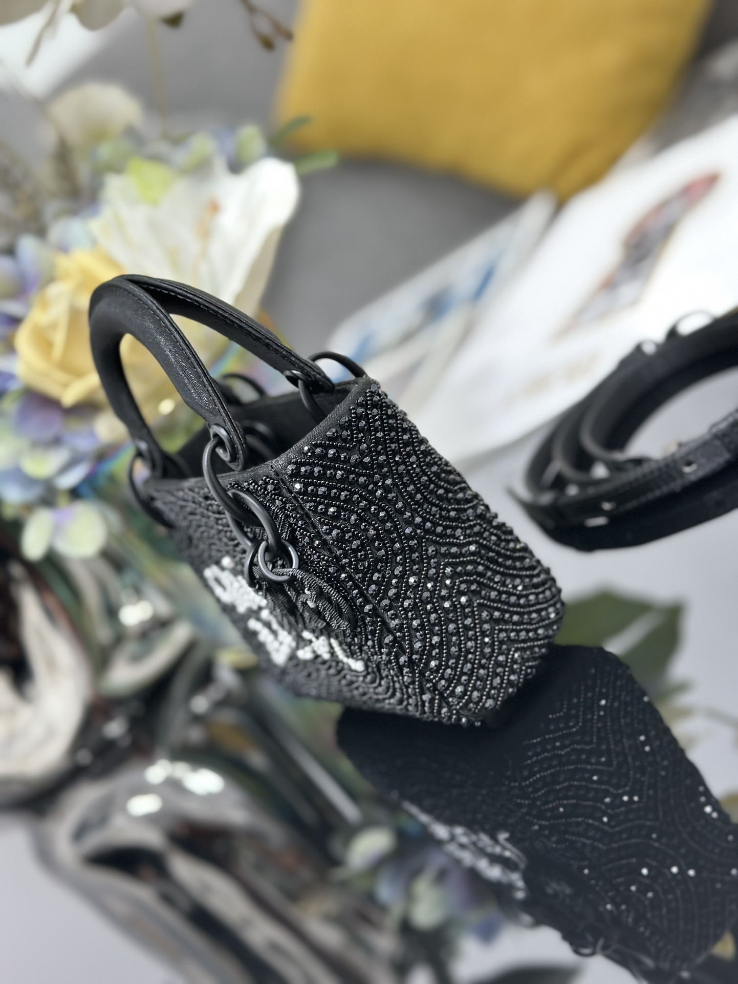 一比一Dior Lady Dior黑色串珠刺繡迷你戴妃包斜挎女包| 13 一比一Dior Lady Dior黑色串珠刺繡迷你戴妃包斜挎女包