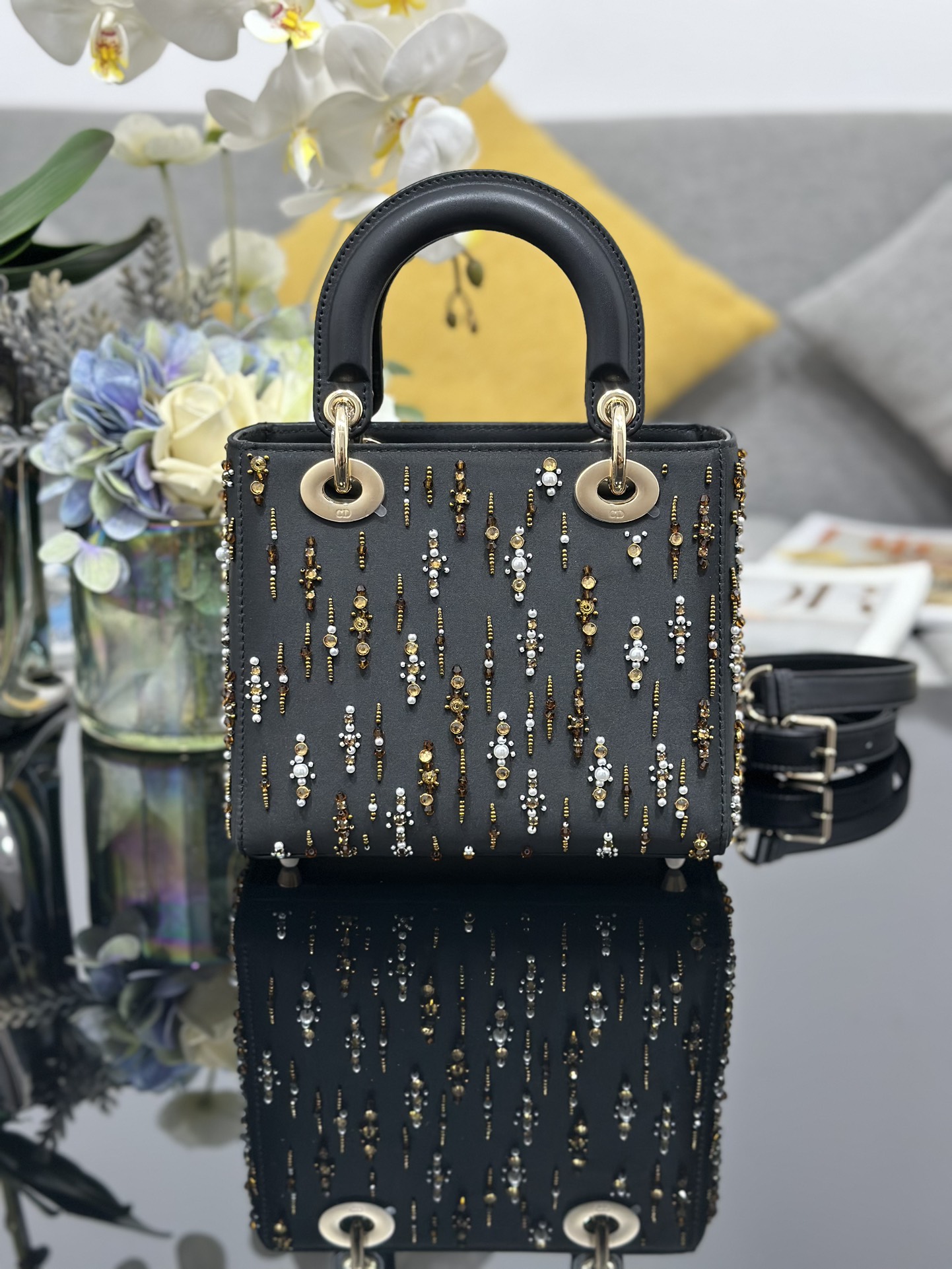 一比一Dior Lady Dior黑色流蘇珠飾戴妃包高級手提包| 14 一比一Dior Lady Dior黑色流蘇珠飾戴妃包高級手提包