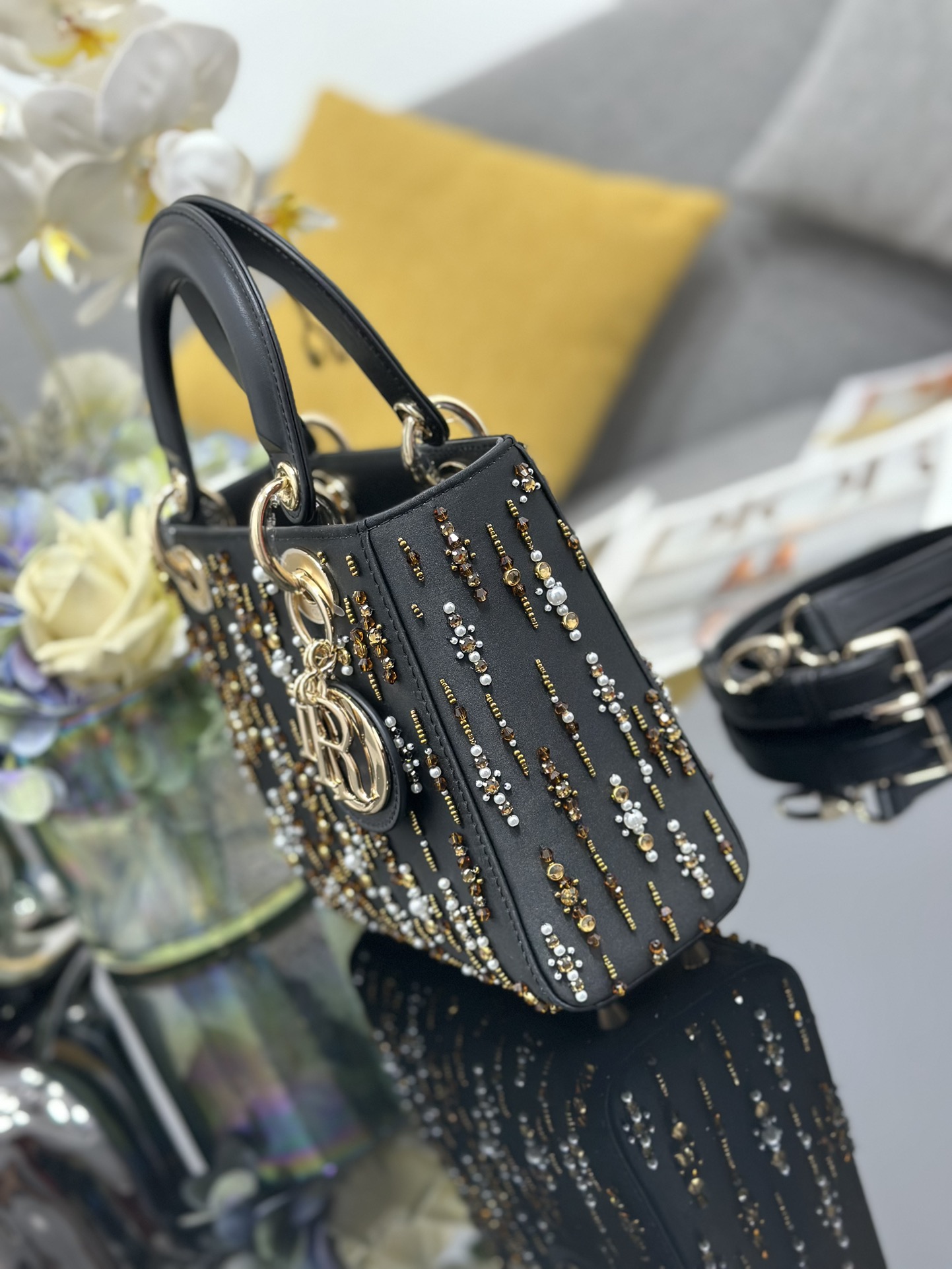 一比一Dior Lady Dior黑色流蘇珠飾戴妃包高級手提包| 13 一比一Dior Lady Dior黑色流蘇珠飾戴妃包高級手提包