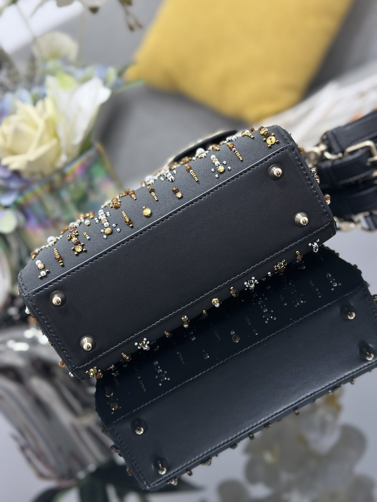 一比一Dior Lady Dior黑色流蘇珠飾戴妃包高級手提包| 12 一比一Dior Lady Dior黑色流蘇珠飾戴妃包高級手提包
