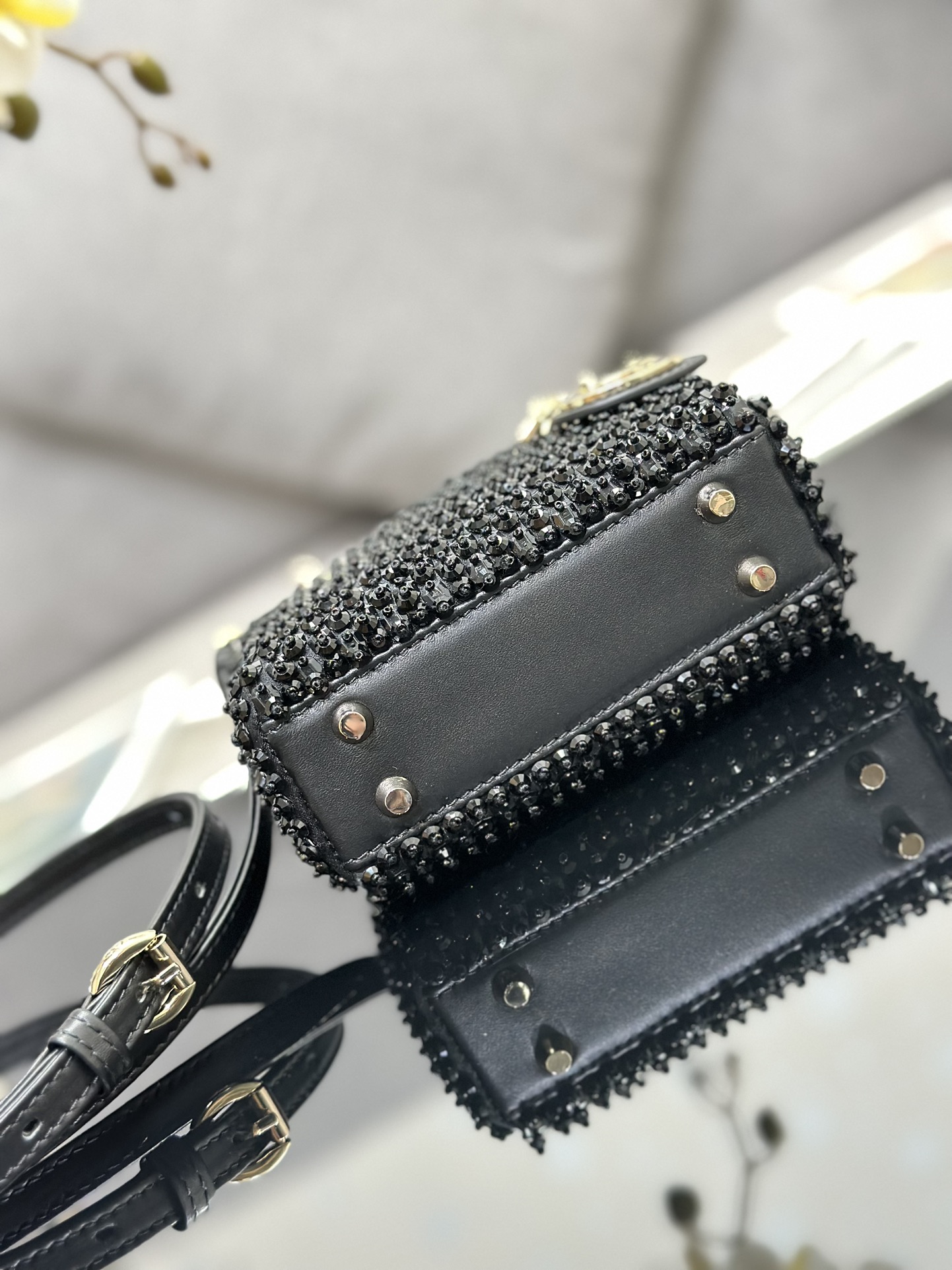 高仿Dior Lady Dior黑色滿鑽迷你戴妃包時尚斜挎包| 12 高仿Dior Lady Dior黑色滿鑽迷你戴妃包時尚斜挎包