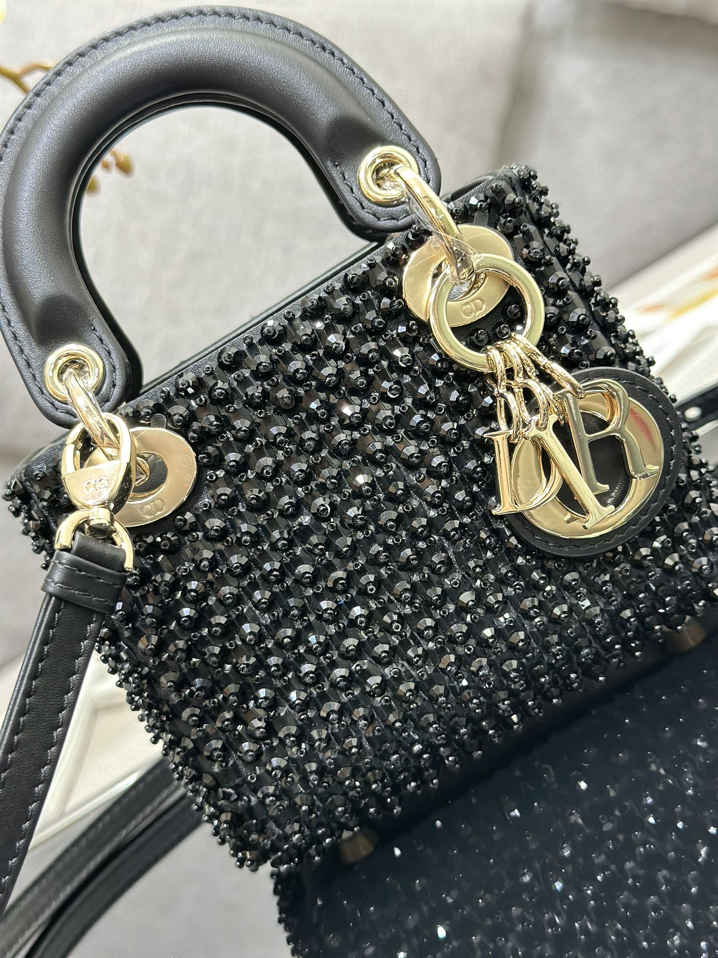 高仿Dior Lady Dior黑色滿鑽迷你戴妃包時尚斜挎包| 11 高仿Dior Lady Dior黑色滿鑽迷你戴妃包時尚斜挎包