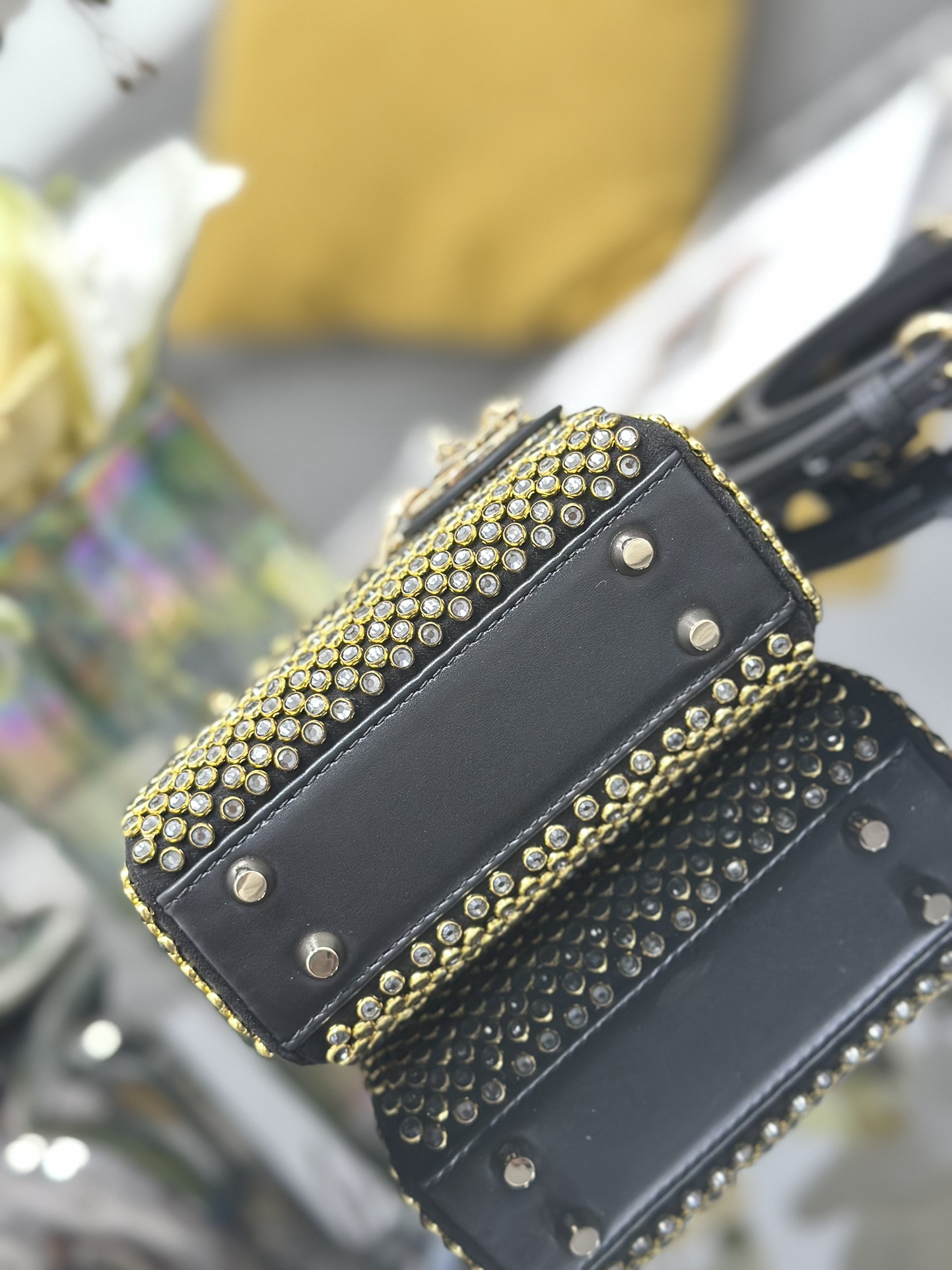 原單Dior Lady Dior金色鉚釘迷你包 晚宴風鏈條手提包| 12 原單Dior Lady Dior金色鉚釘迷你包 晚宴風鏈條手提包