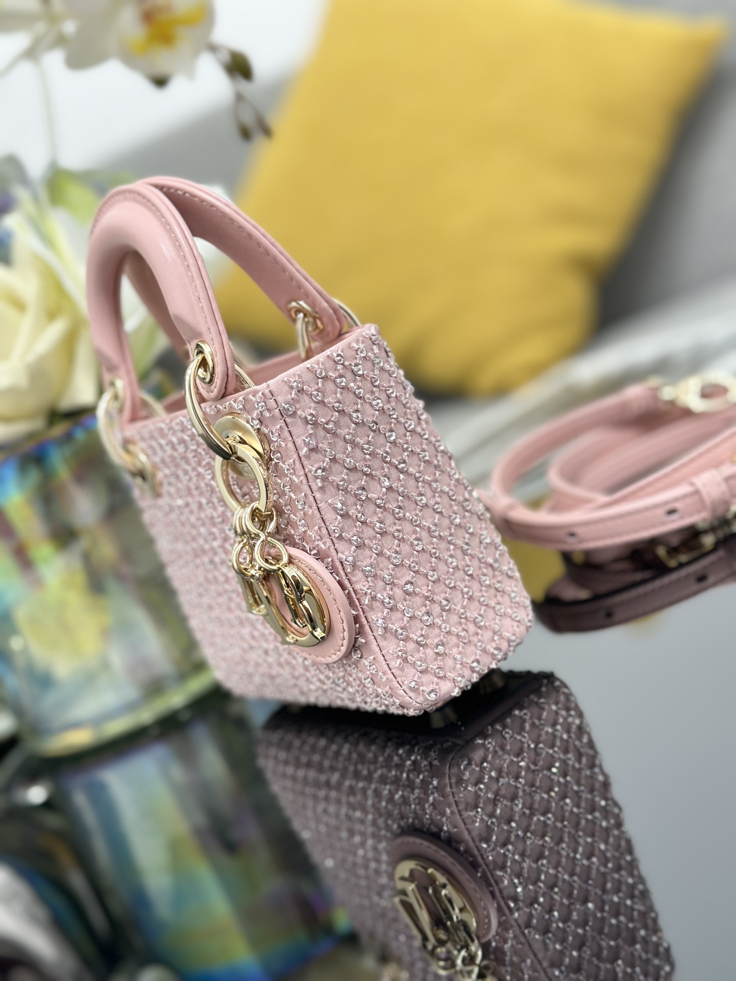 A貨Dior Lady Dior粉色鑽飾迷你包 甜美風精品手提包| 13 A貨Dior Lady Dior粉色鑽飾迷你包 甜美風精品手提包