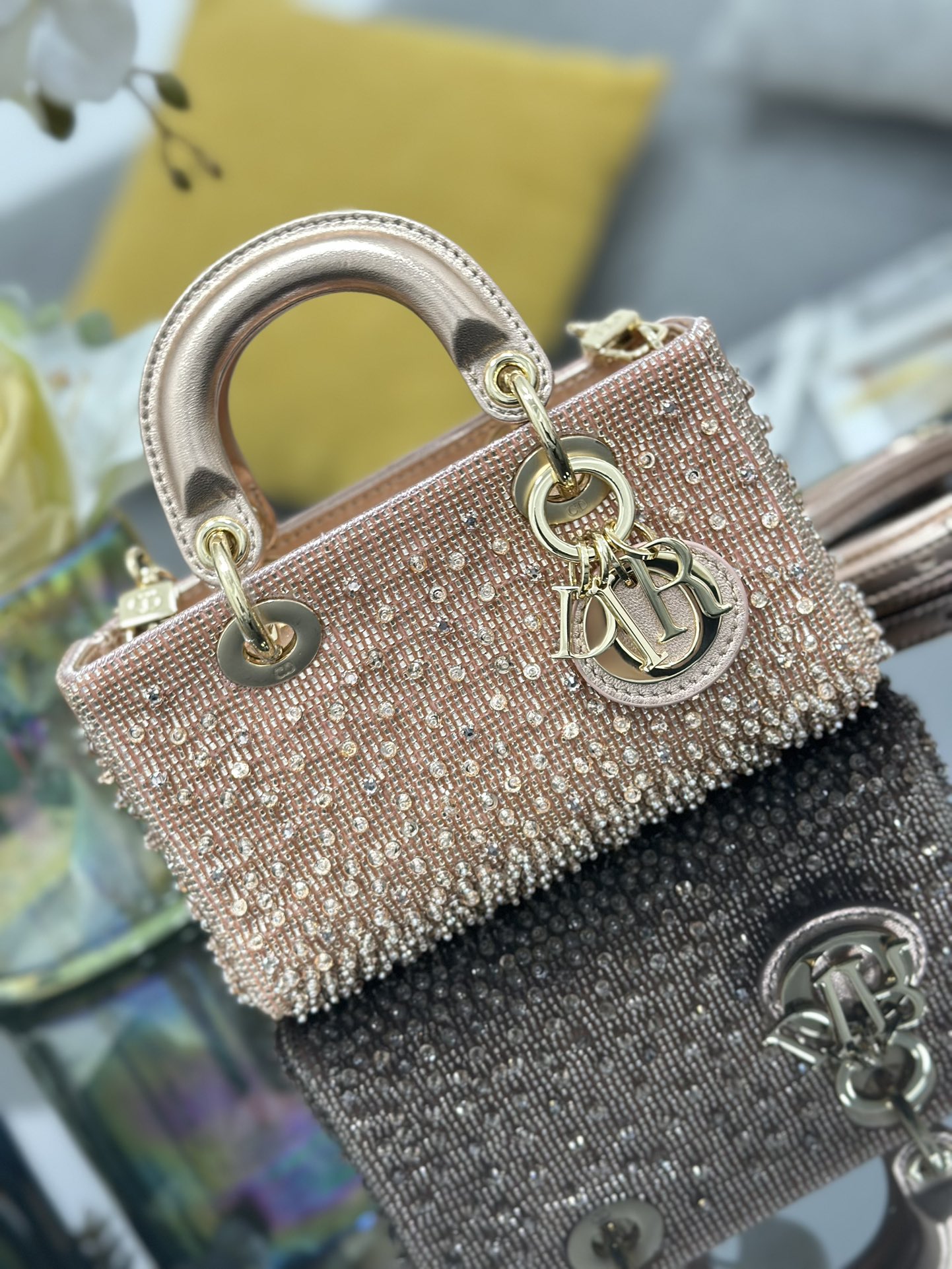 原單Dior Lady Dior粉金水鑽迷你包 高級精品手提包| 11 原單Dior Lady Dior粉金水鑽迷你包 高級精品手提包
