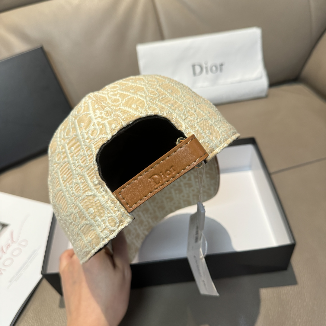Dior高仿Oblique老花棒球帽米色經典提花鴨舌帽| 8 Dior高仿Oblique老花棒球帽米色經典提花鴨舌帽