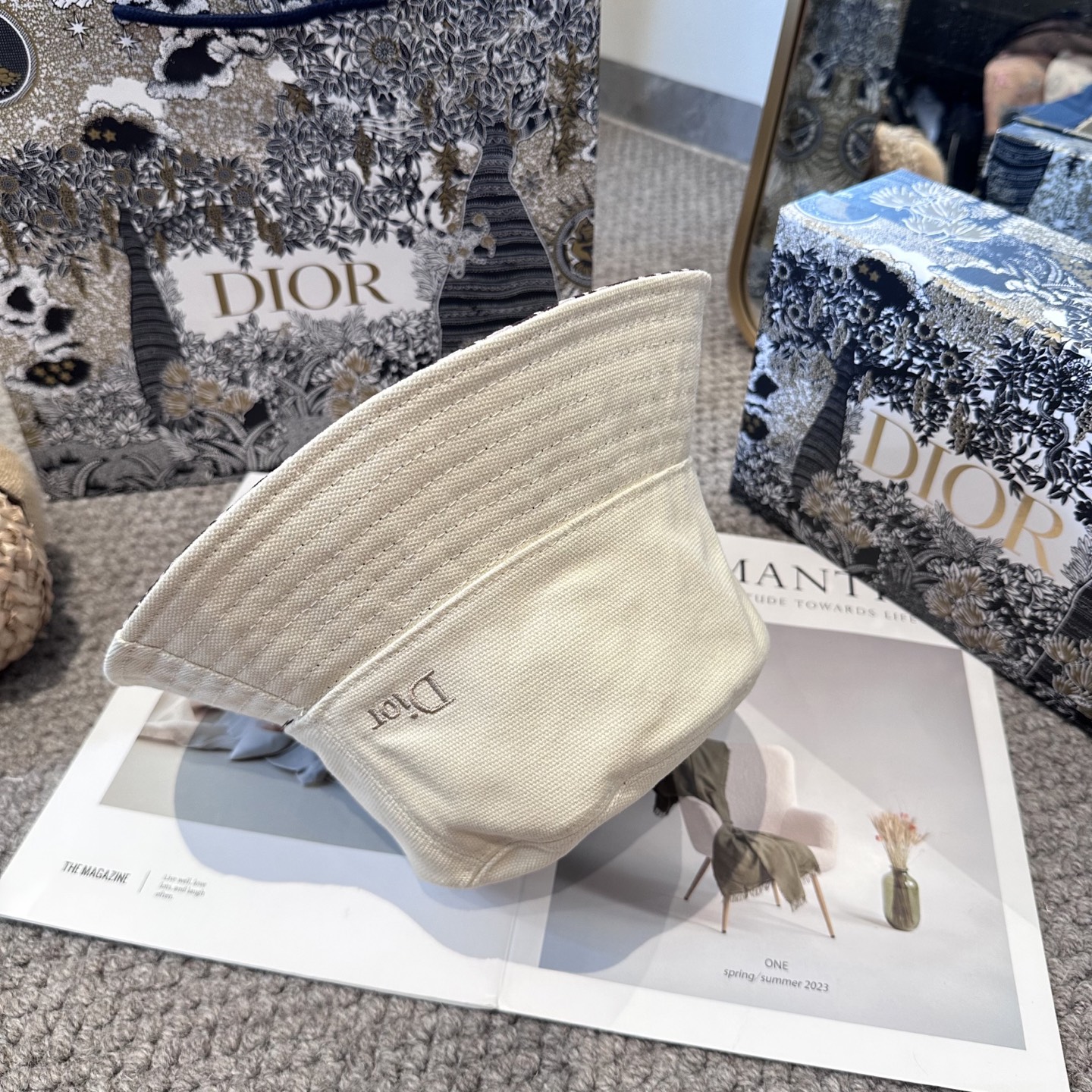 高仿Dior米白刺繡漁夫帽 簡約百搭精品帽款| 13 高仿Dior米白刺繡漁夫帽 簡約百搭精品帽款