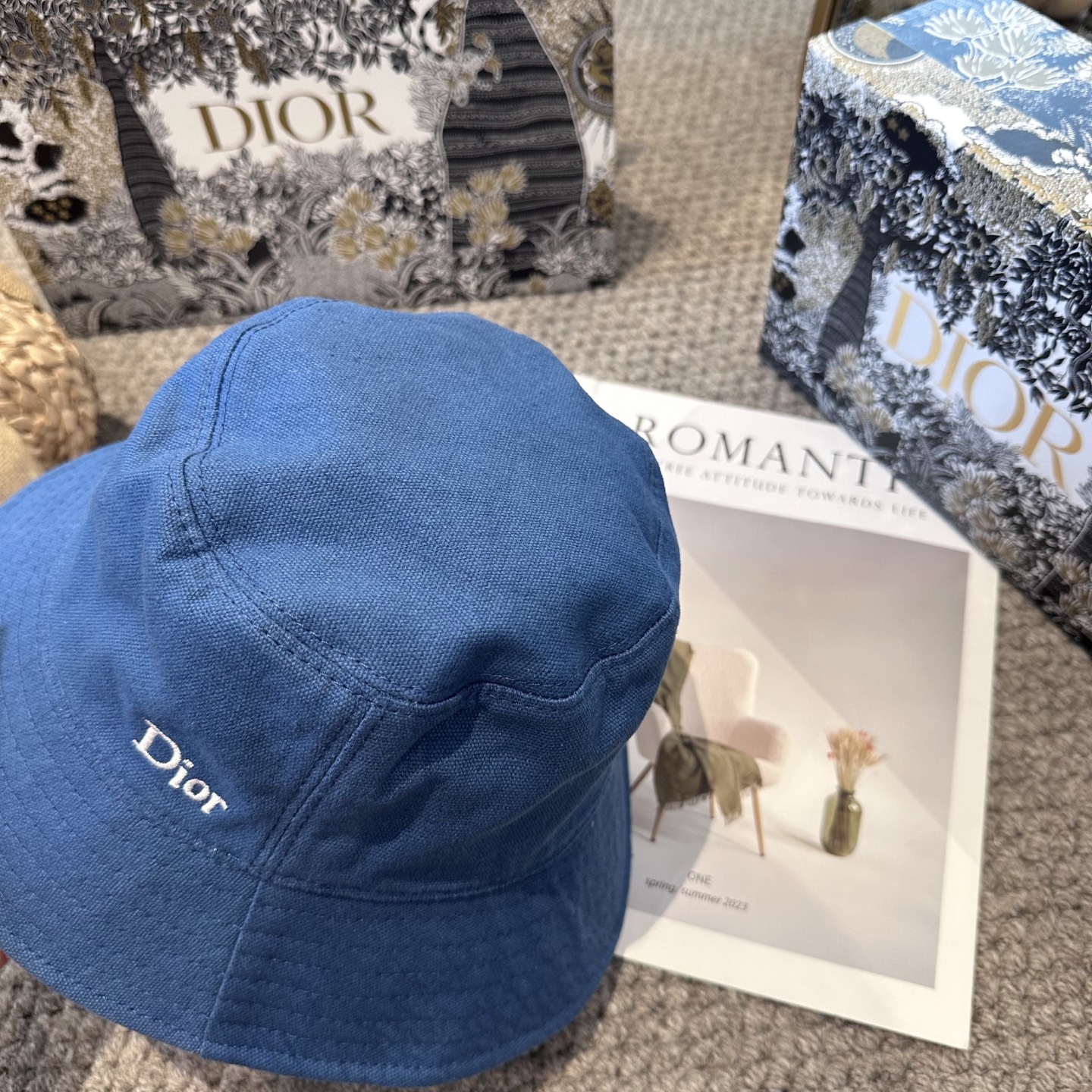 A貨Dior藍色刺繡漁夫帽 精品休閒遮陽帽| 13 A貨Dior藍色刺繡漁夫帽 精品休閒遮陽帽