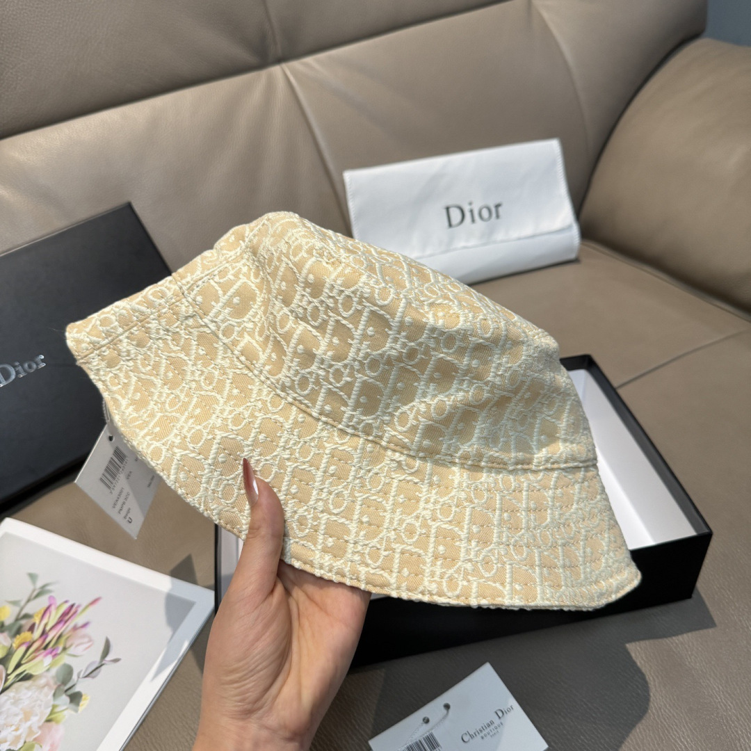 高仿Dior米黃色老花漁夫帽 精品復古遮陽帽| 8 高仿Dior米黃色老花漁夫帽 精品復古遮陽帽