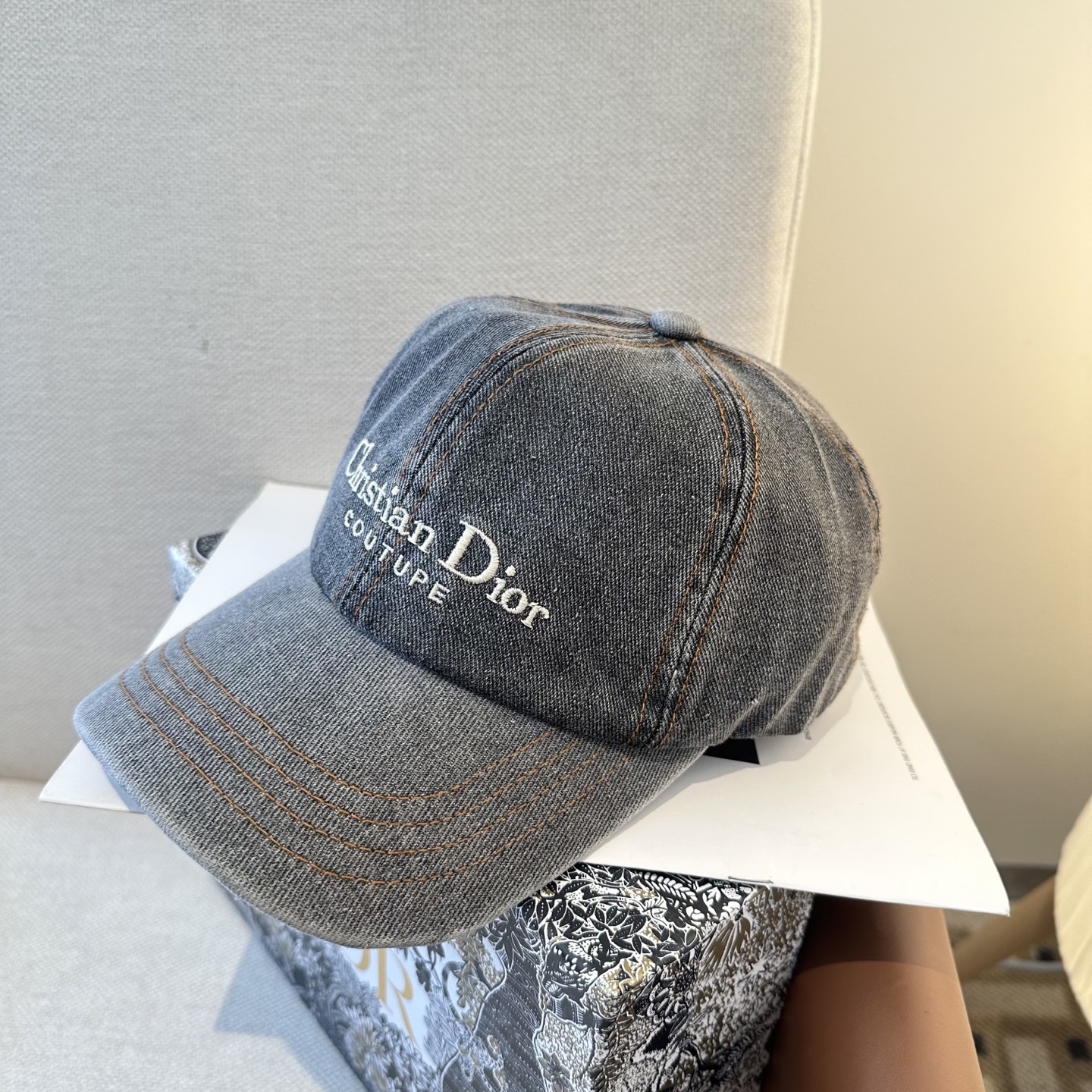 Dior高仿老花牛仔刺繡棒球帽 潮流百搭鴨舌帽| 14 Dior高仿老花牛仔刺繡棒球帽 潮流百搭鴨舌帽