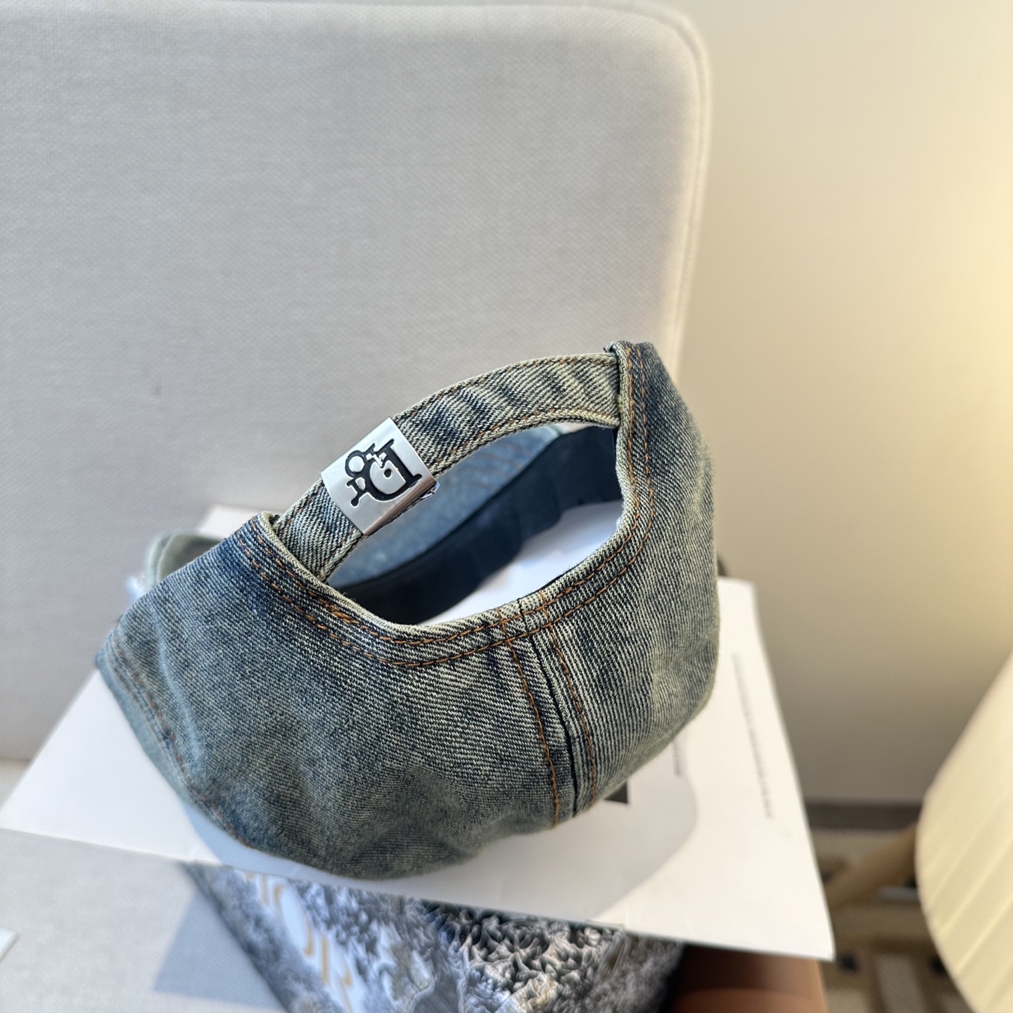 Dior原單淺色牛仔刺繡帽 時尚休閒鴨舌帽| 15 Dior原單淺色牛仔刺繡帽 時尚休閒鴨舌帽