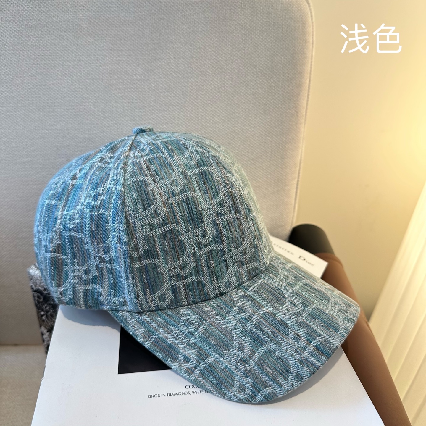 Dior高仿字母老花棒球帽 經典刺繡鴨舌帽藍色款| 12 Dior高仿字母老花棒球帽 經典刺繡鴨舌帽藍色款