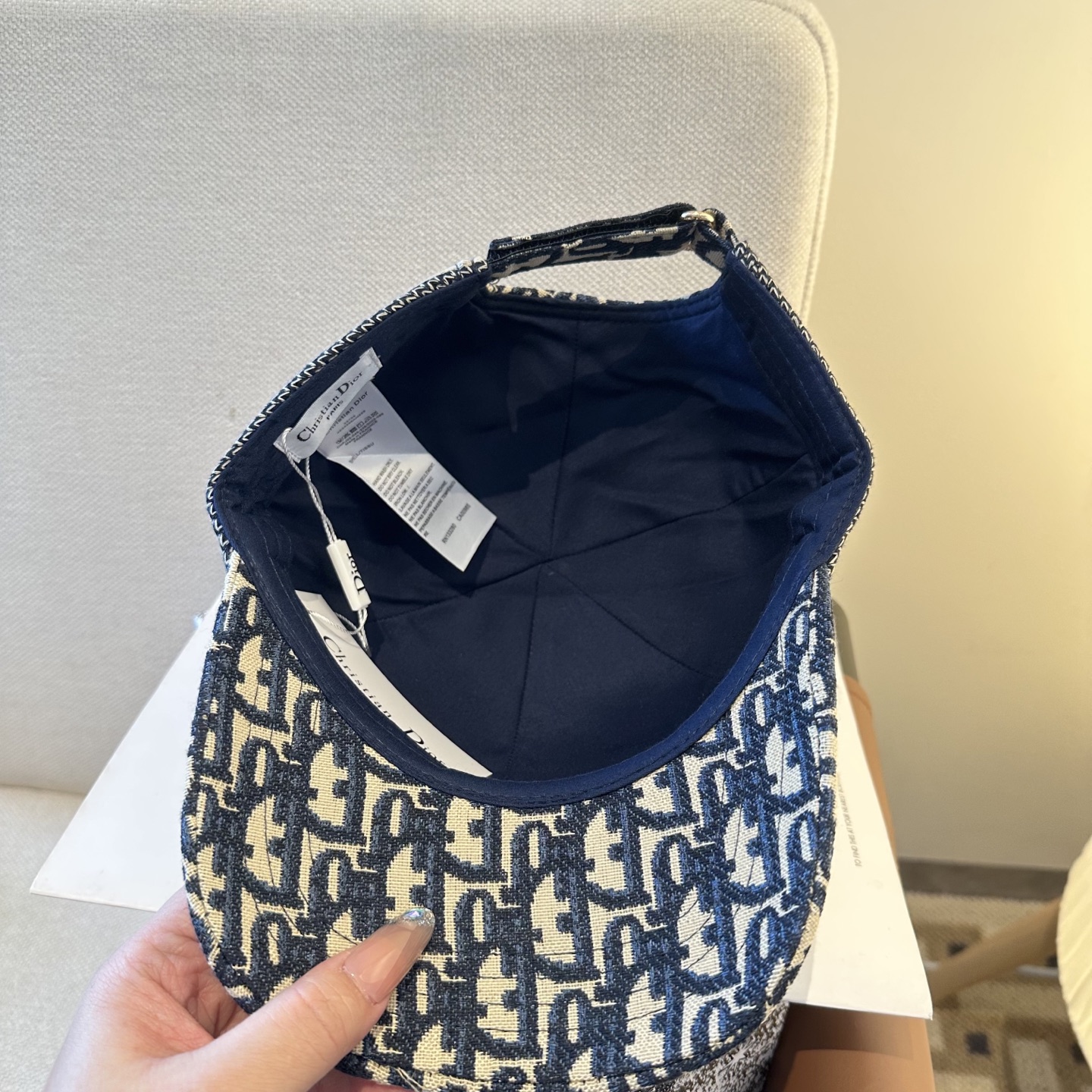 Dior原單深蓝色老花刺繡棒球帽 精品百搭鴨舌帽| 8 Dior原單深蓝色老花刺繡棒球帽 精品百搭鴨舌帽