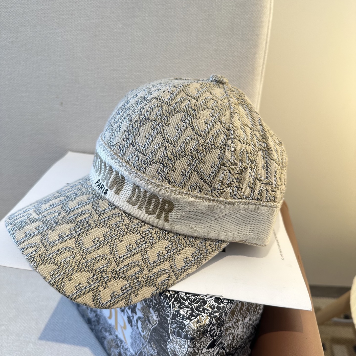 Dior高仿米白老花刺繡棒球帽 精品休閒鴨舌帽| 13 Dior高仿米白老花刺繡棒球帽 精品休閒鴨舌帽