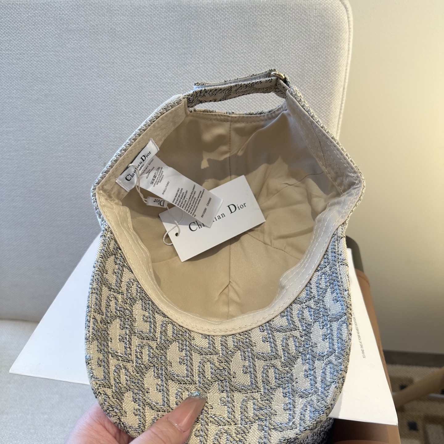 Dior高仿米白老花刺繡棒球帽 精品休閒鴨舌帽| 7 Dior高仿米白老花刺繡棒球帽 精品休閒鴨舌帽